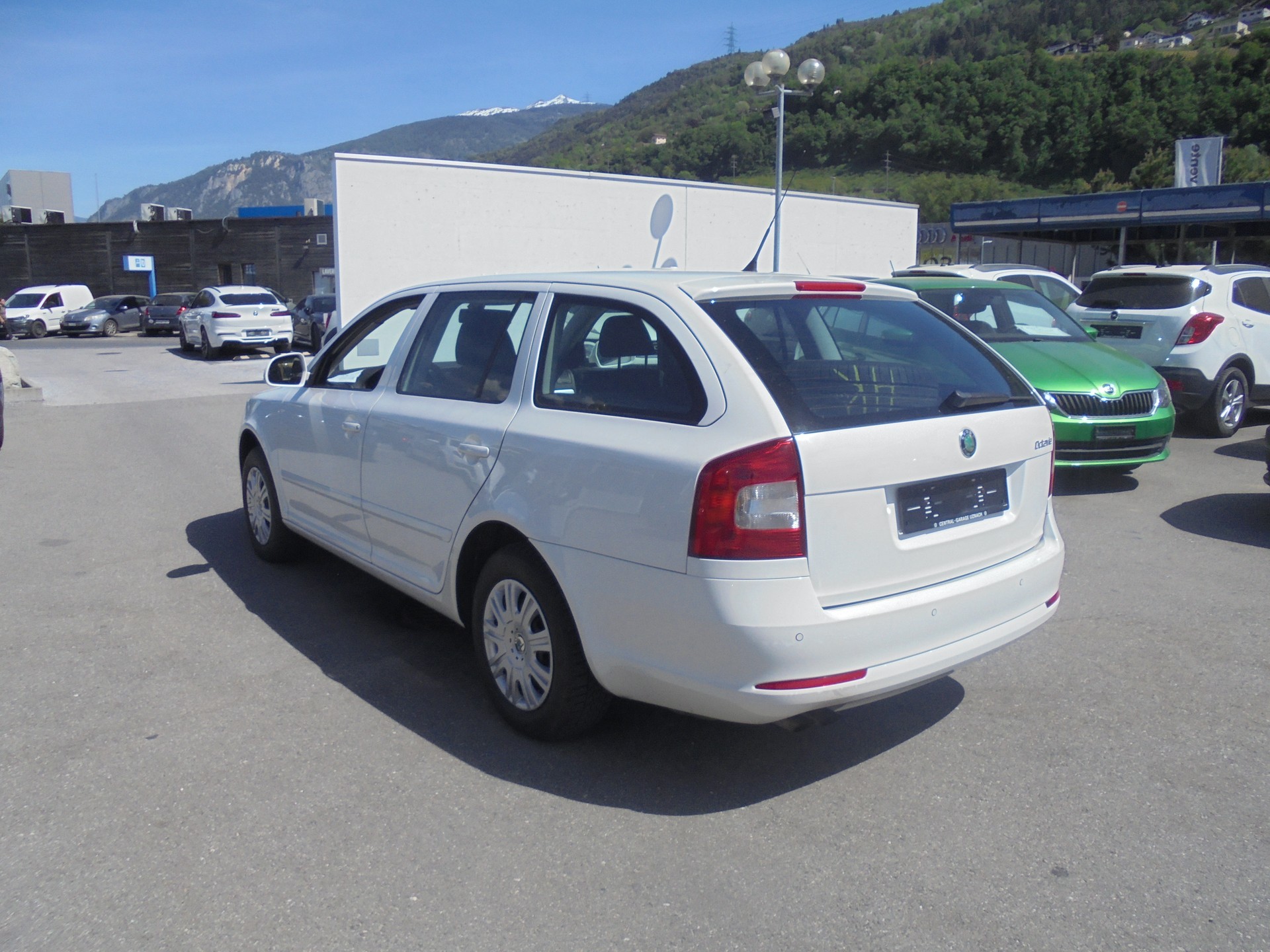 SKODA Octavia Combi 1.8 TSI Swiss Adventure 4x4-image-3