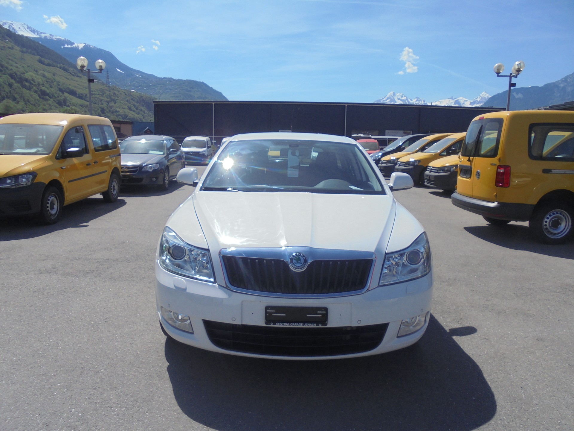 SKODA Octavia Combi 1.8 TSI Swiss Adventure 4x4-image-1