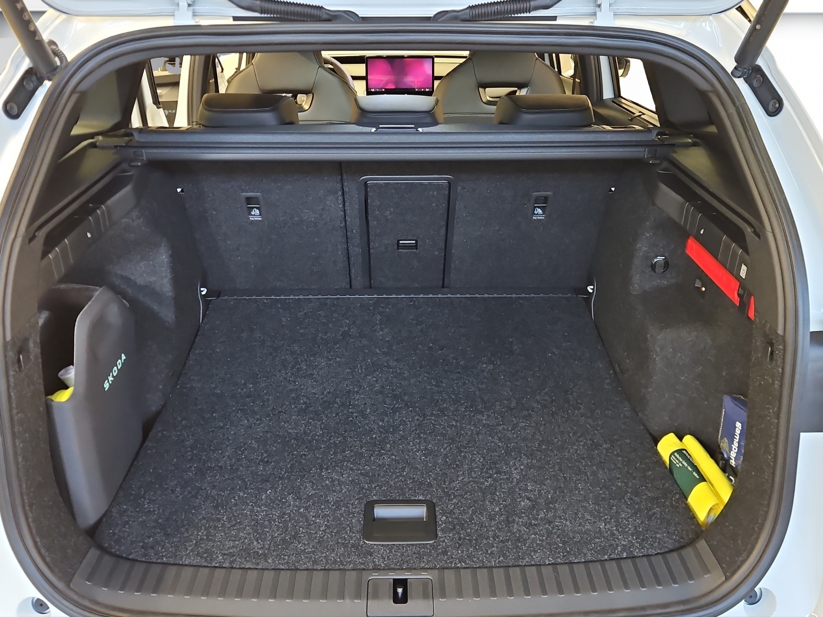 SKODA Skoda Enyaq 85x SportLine-image-17