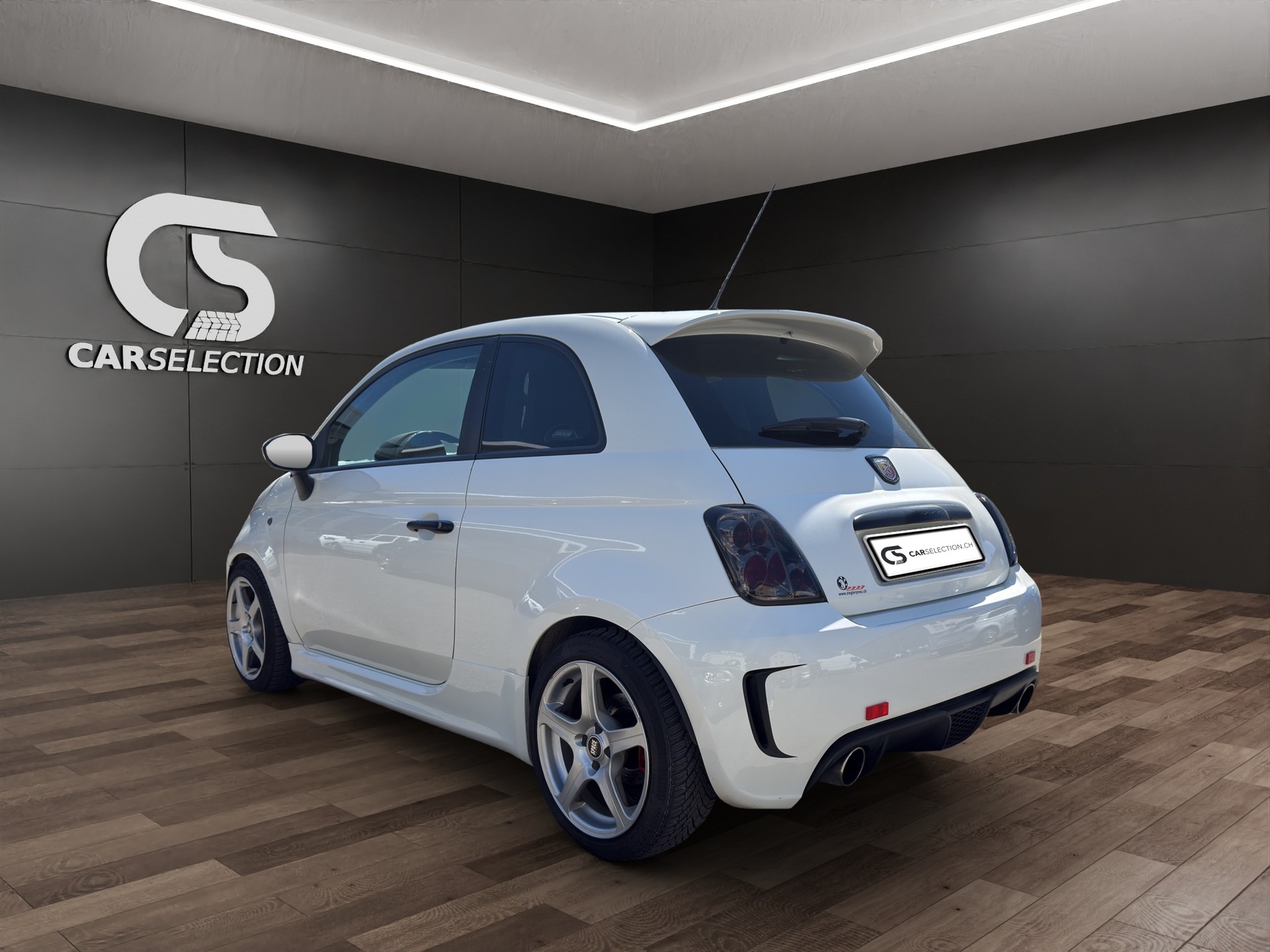 FIAT 500 1.4 16V Turbo Abarth-image-2