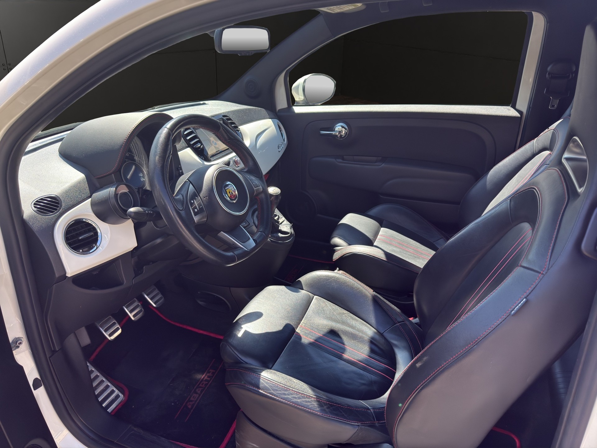 FIAT 500 1.4 16V Turbo Abarth-image-9