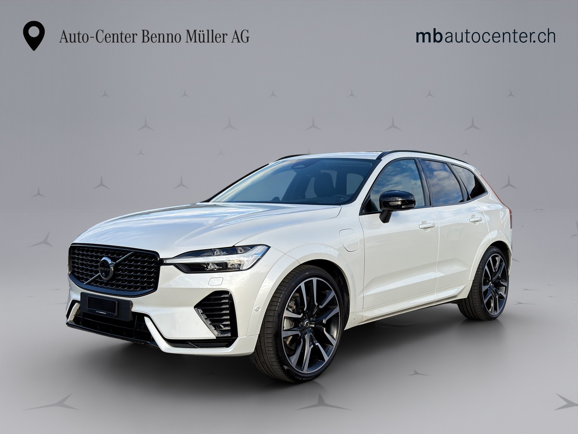 VOLVO XC60 2.0 T8 TE XCLUSIVE Ultra Dark eAWD-image-0