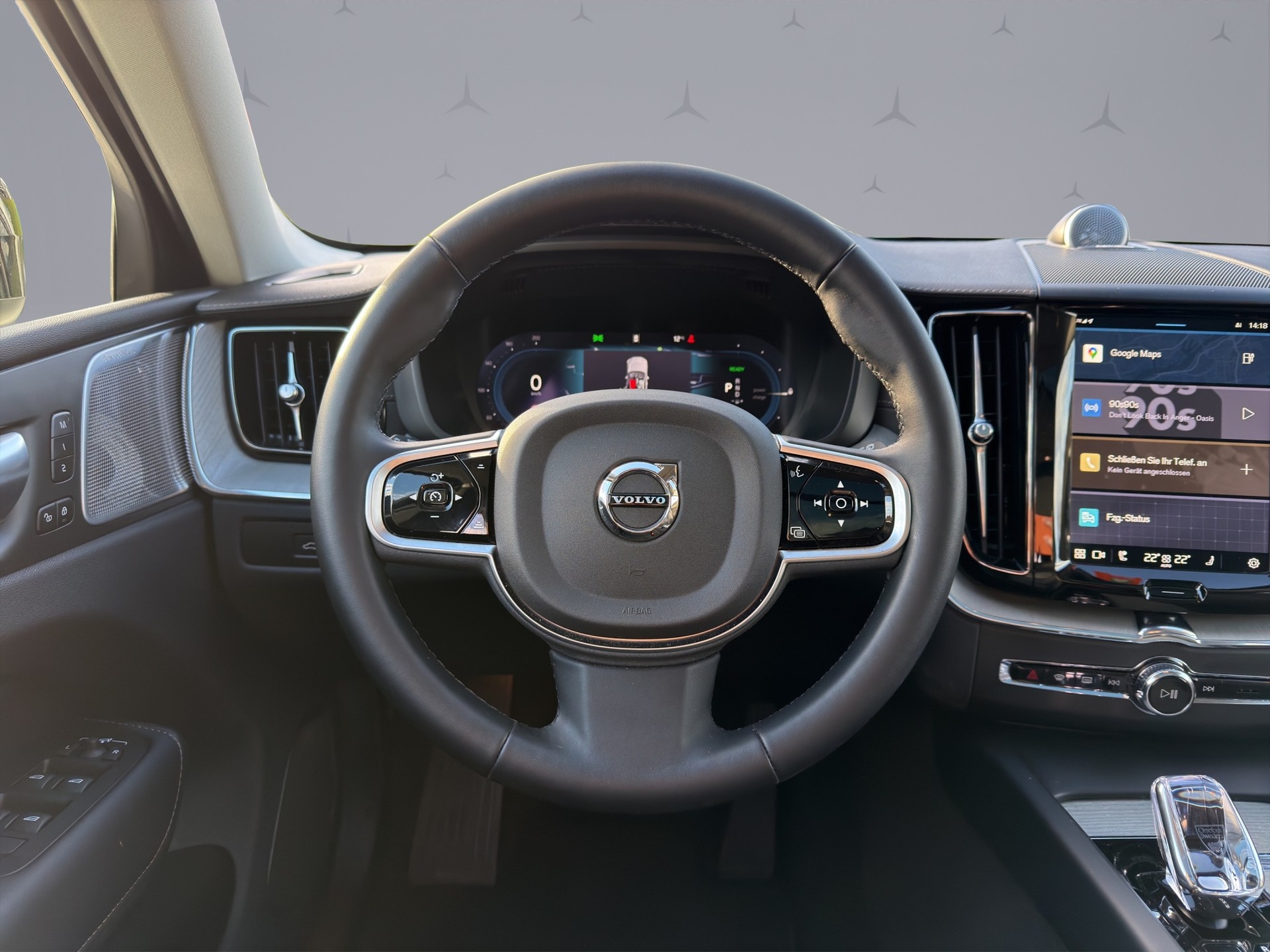 VOLVO XC60 2.0 T8 TE XCLUSIVE Ultra Dark eAWD-image-11