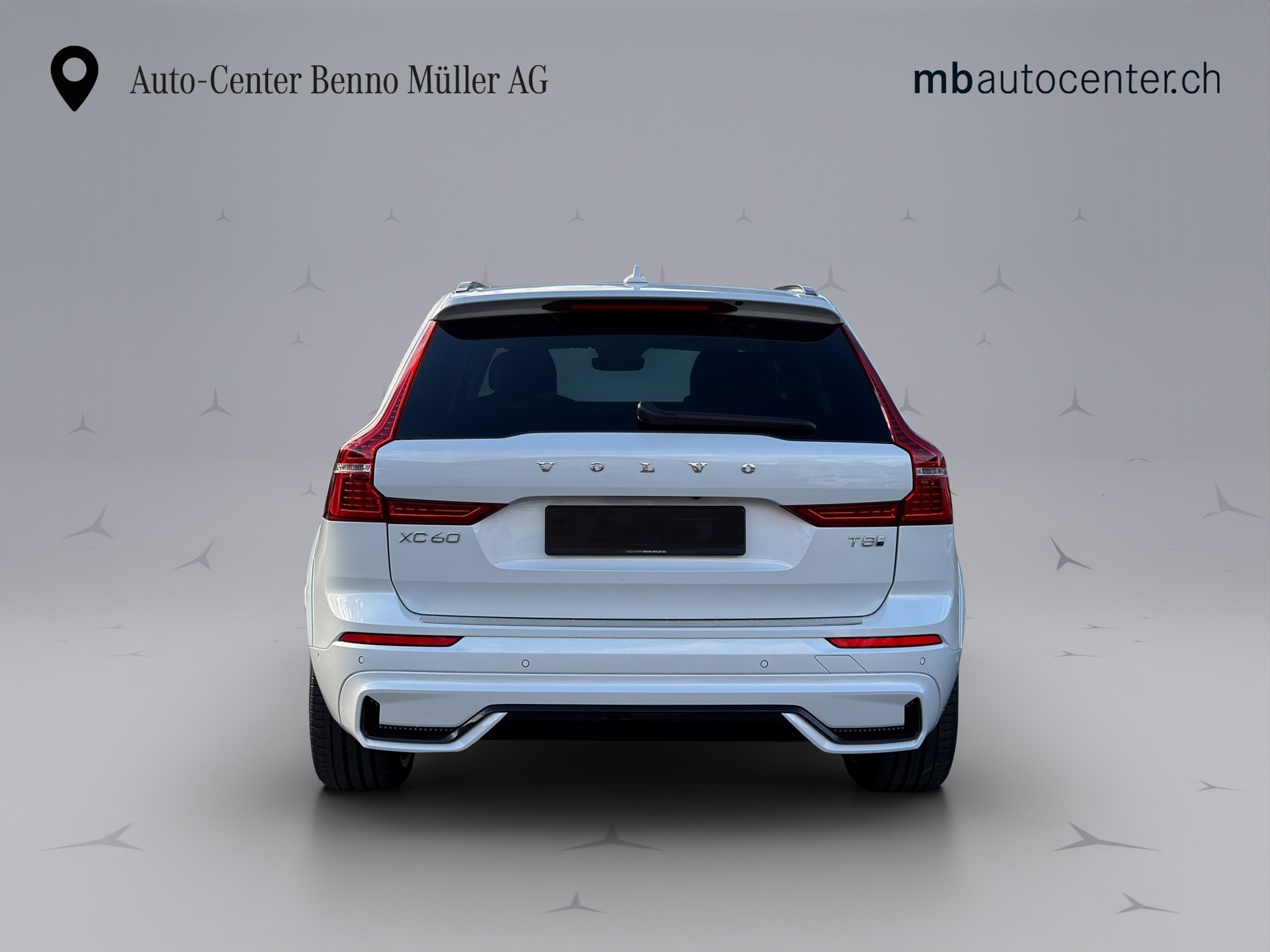 VOLVO XC60 2.0 T8 TE XCLUSIVE Ultra Dark eAWD-image-3