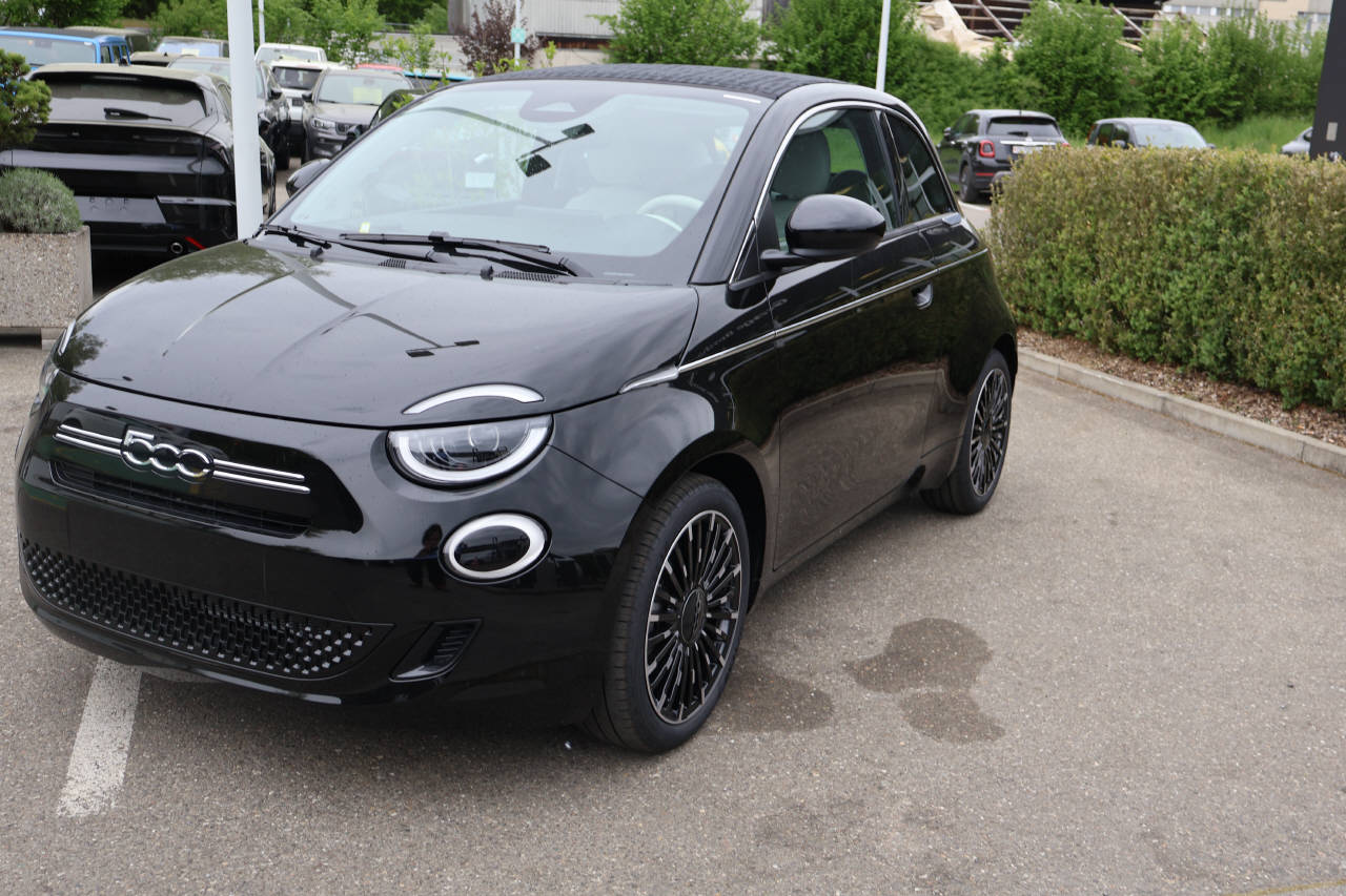 FIAT 500 Cabrio 1.0 Hybrid La Prima-image-5
