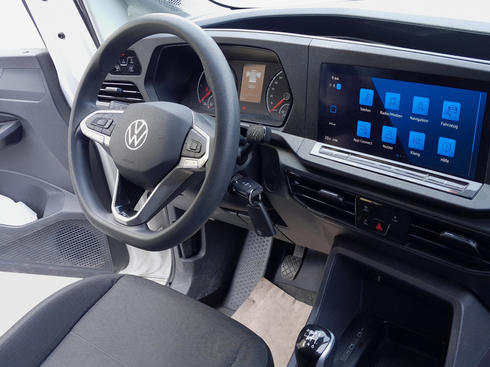 VW Caddy Cargo 2.0TDI Maxi 4Motion-image-8