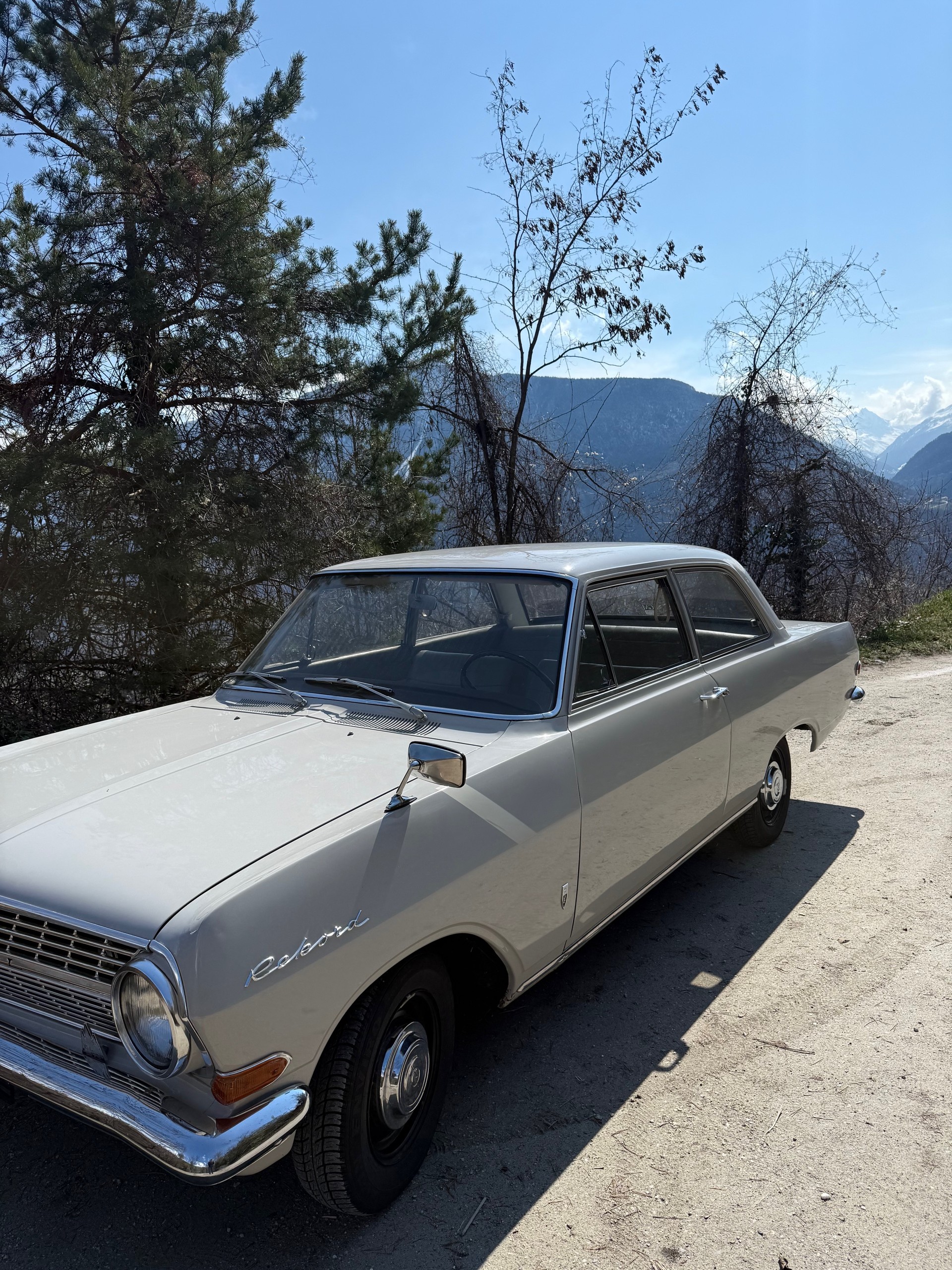 OPEL OLYMPIA RECORD