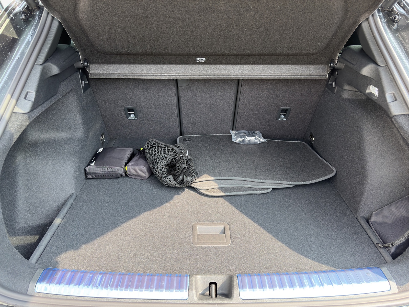 AUDI Q3 35 TFSI S line S-tronic-image-12