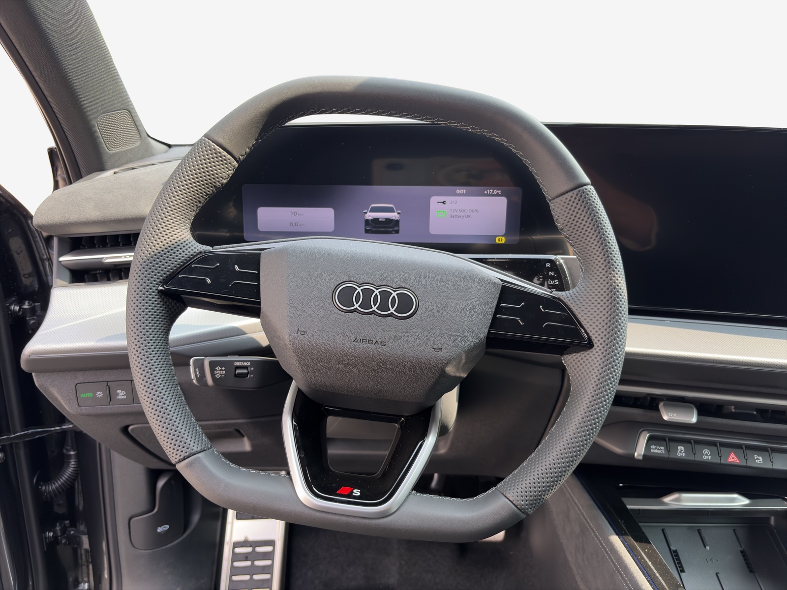 AUDI Q3 35 TFSI S line S-tronic-image-9