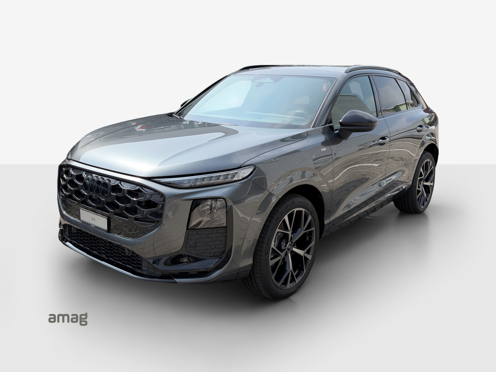 AUDI Q3 35 TFSI S line S-tronic-image-0