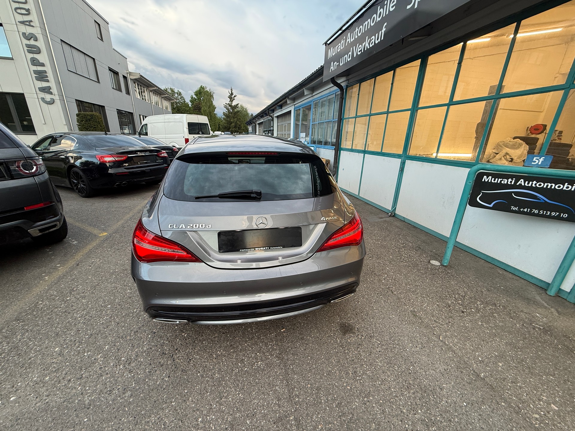 MERCEDES-BENZ CLA Shooting Br 200 d Swiss Star AMG Line 4M-image-3