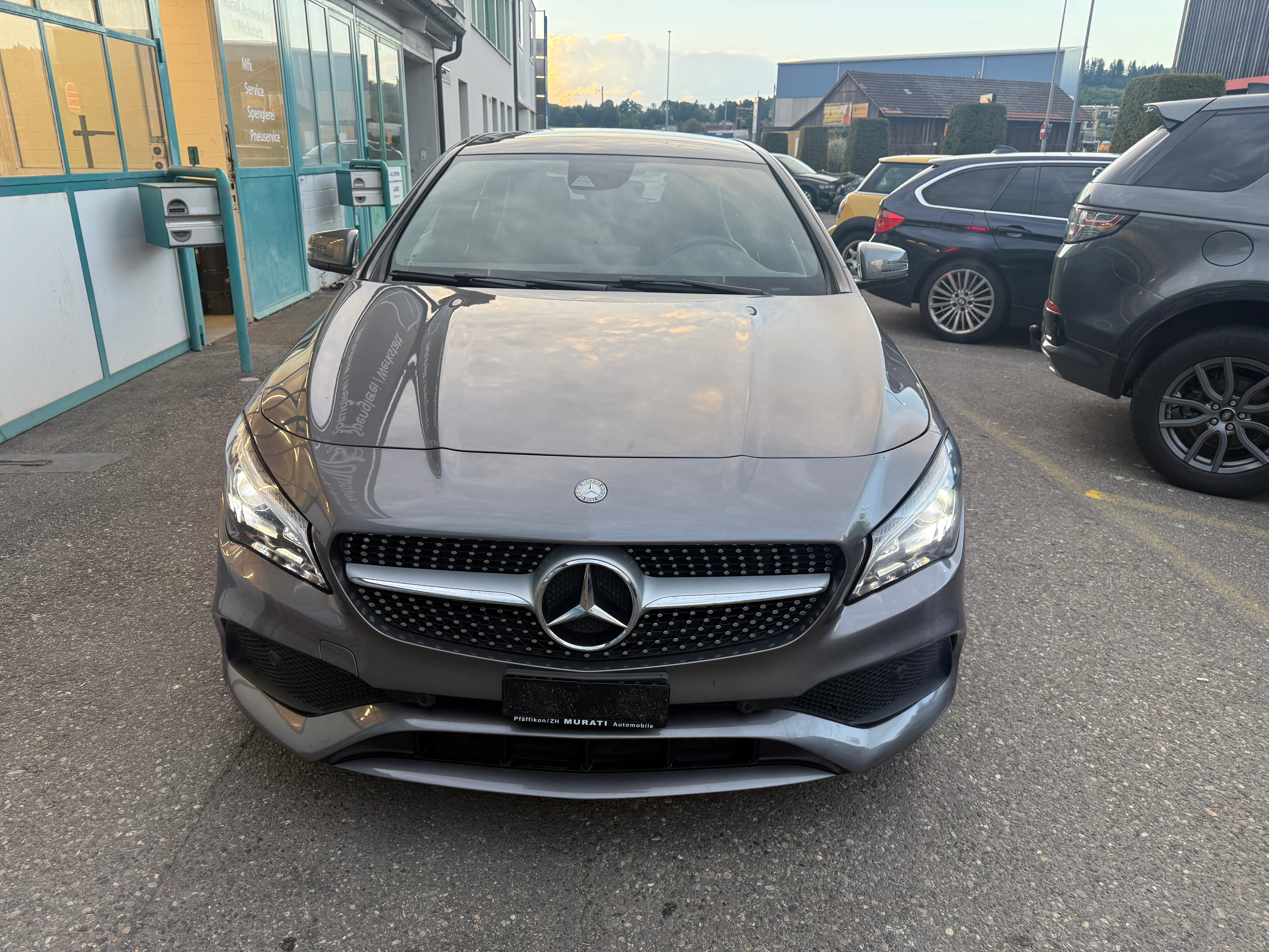 Car photo