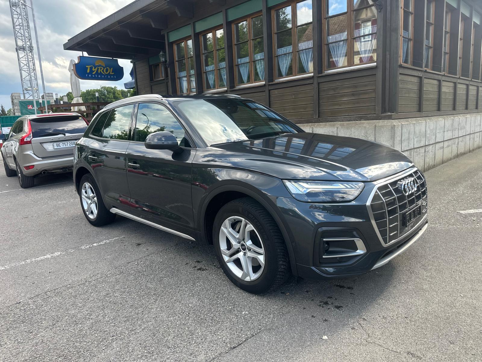 AUDI Q5 Sportback 40 TDI advanced quattro S-tronic-image-0