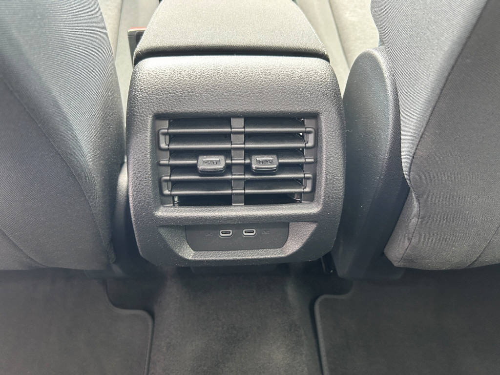 FORD TOURNEO CONNECT Grand 1.5 EcoBoost 150 Active PHEV-image-14