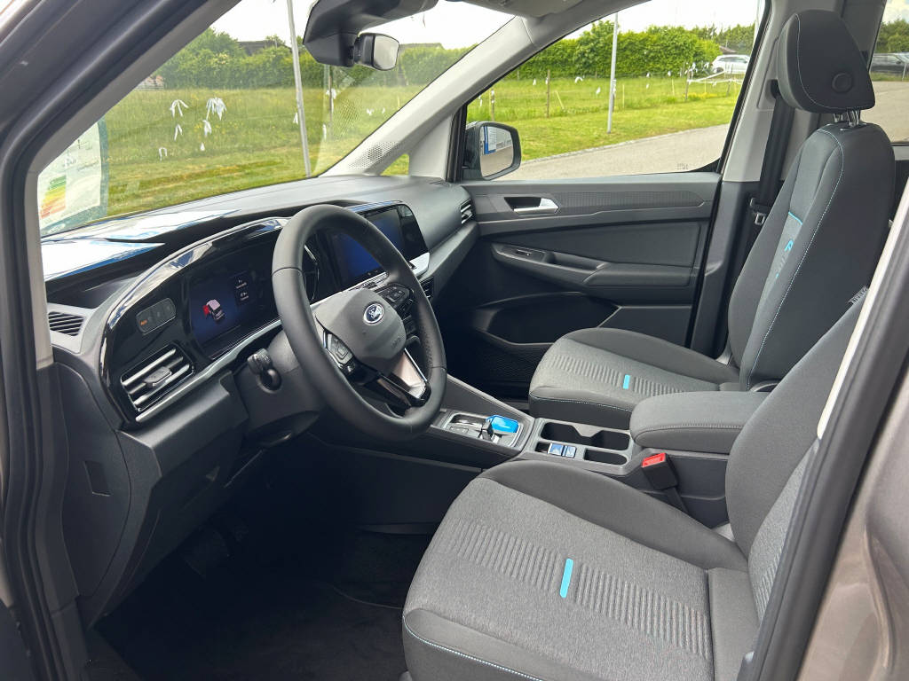 FORD TOURNEO CONNECT Grand 1.5 EcoBoost 150 Active PHEV-image-5