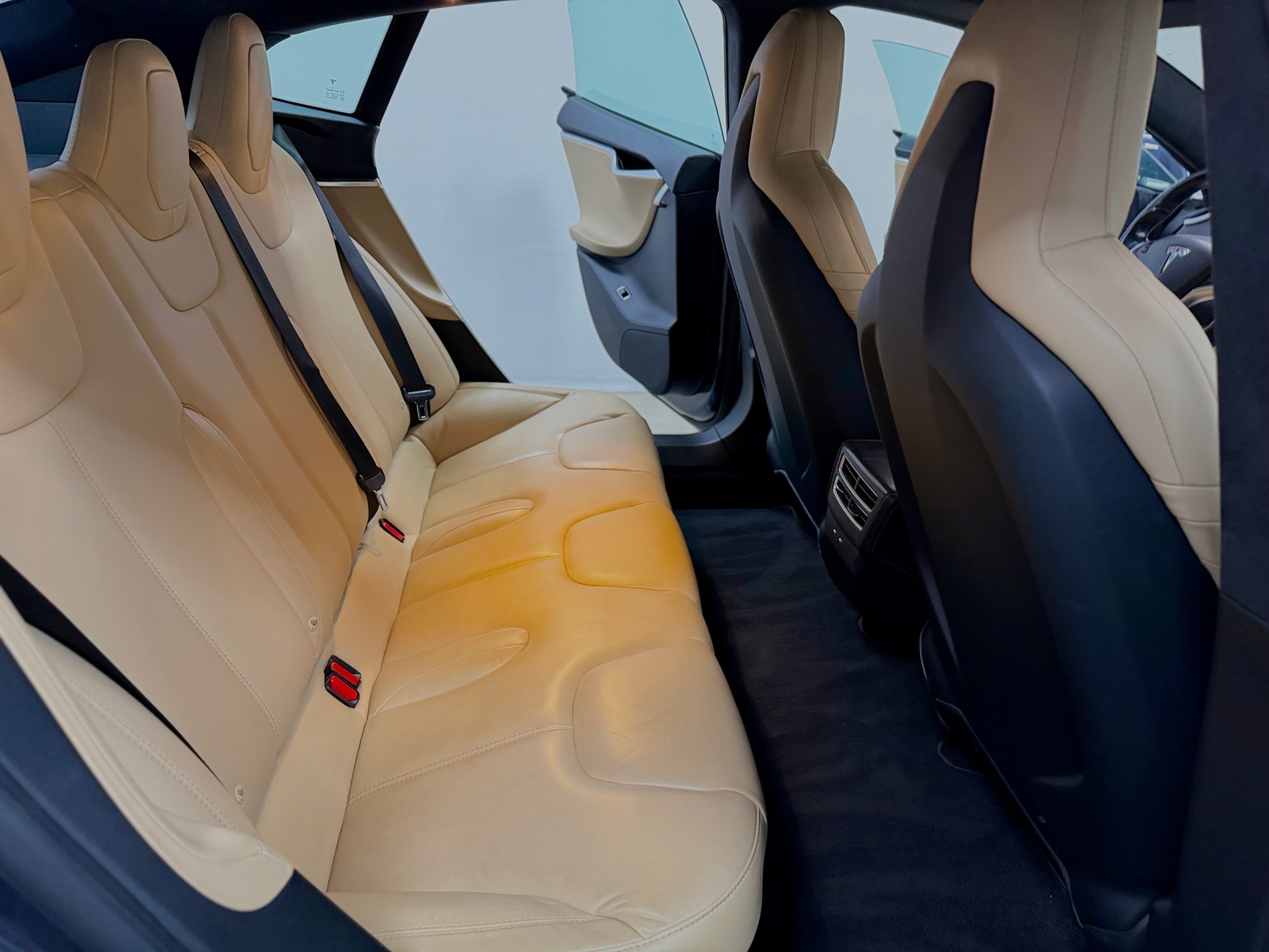TESLA Model S 90 D Facelift Free Supercharger-image-11