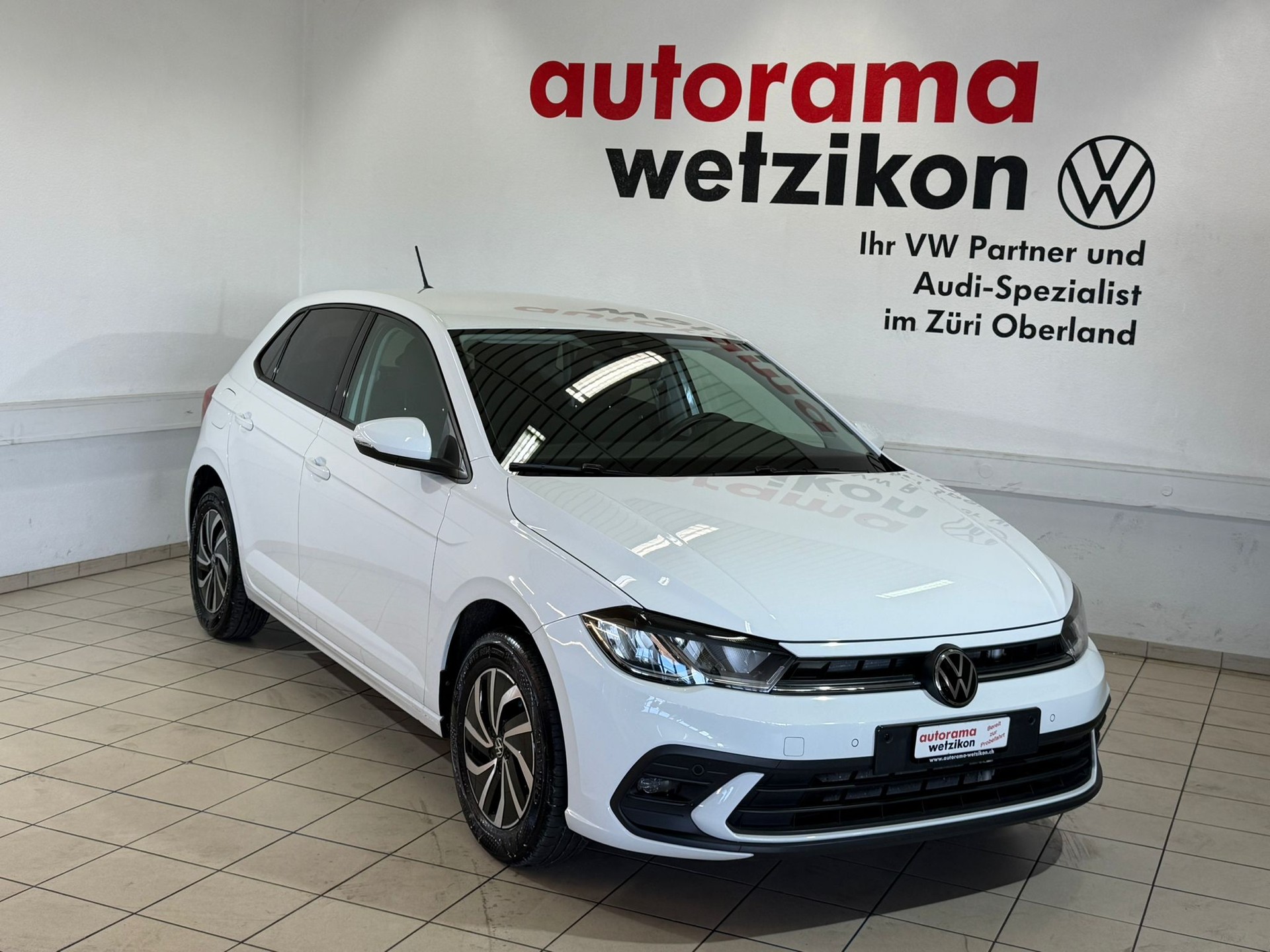 VW Polo 1.0 TSI Life DSG-image-1