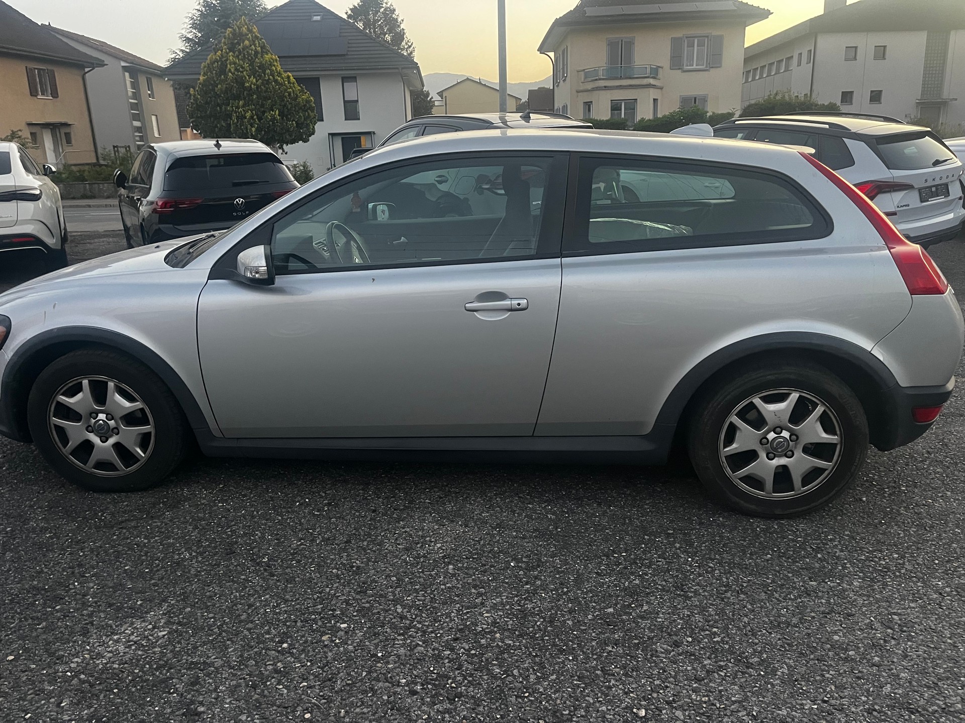 VOLVO C30 2.0D-image-8