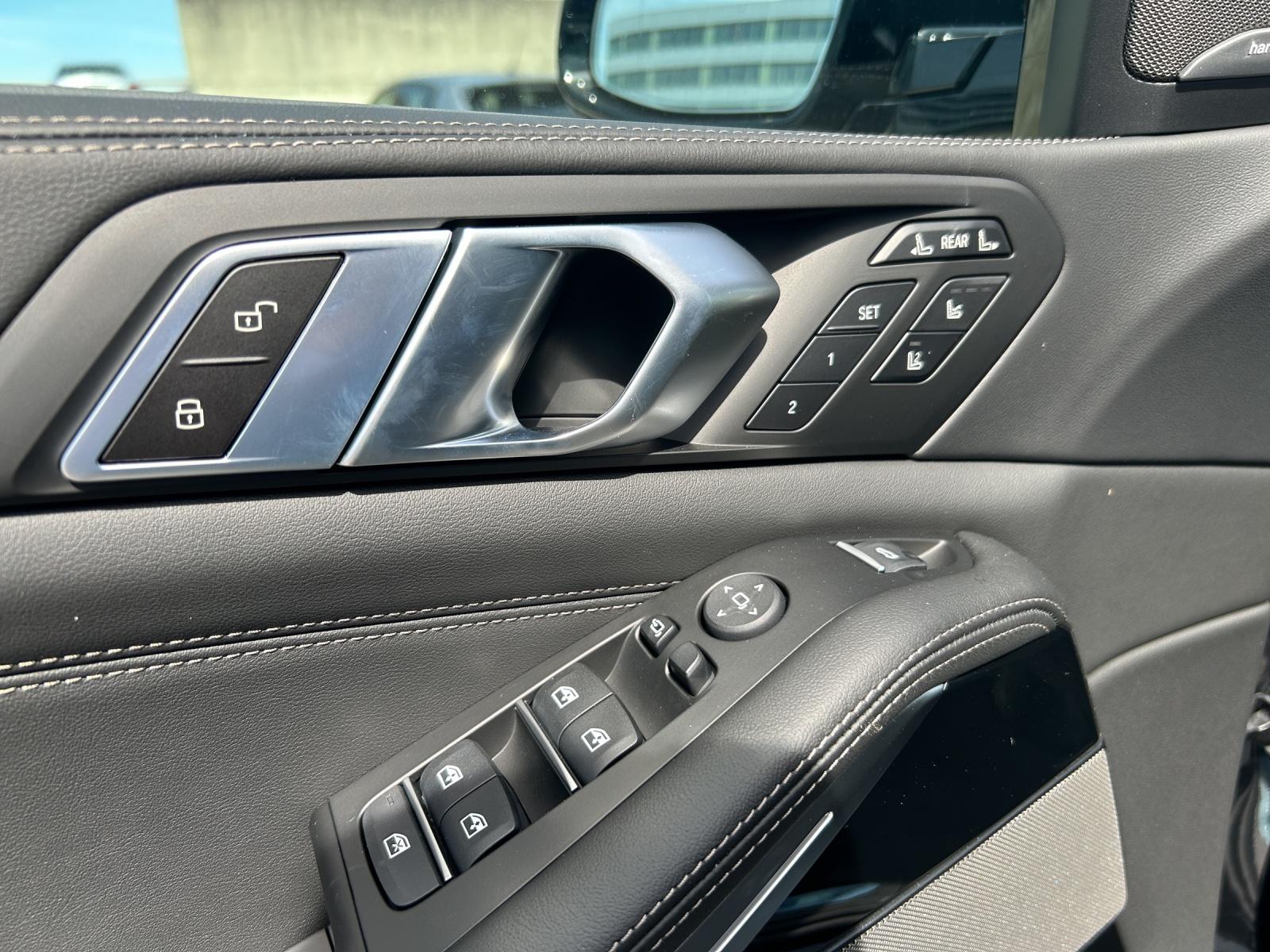 BMW X7 40d xDrive SAG-image-21
