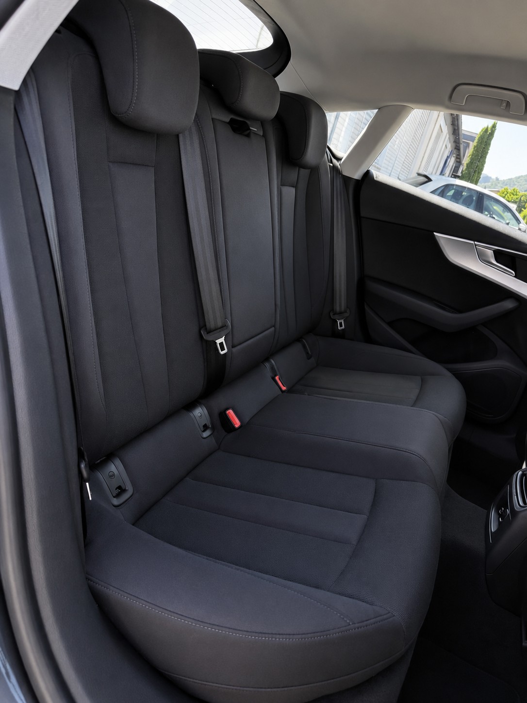 AUDI A5 Sportback 40 TFSI Design S-tronic-image-8