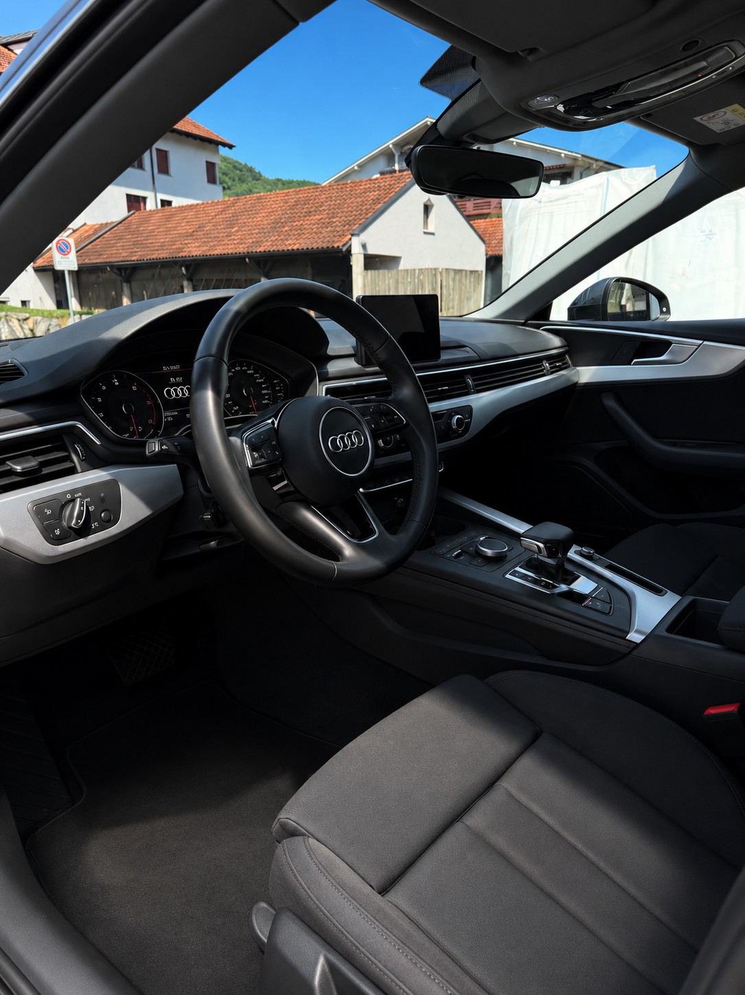AUDI A5 Sportback 40 TFSI Design S-tronic-image-6