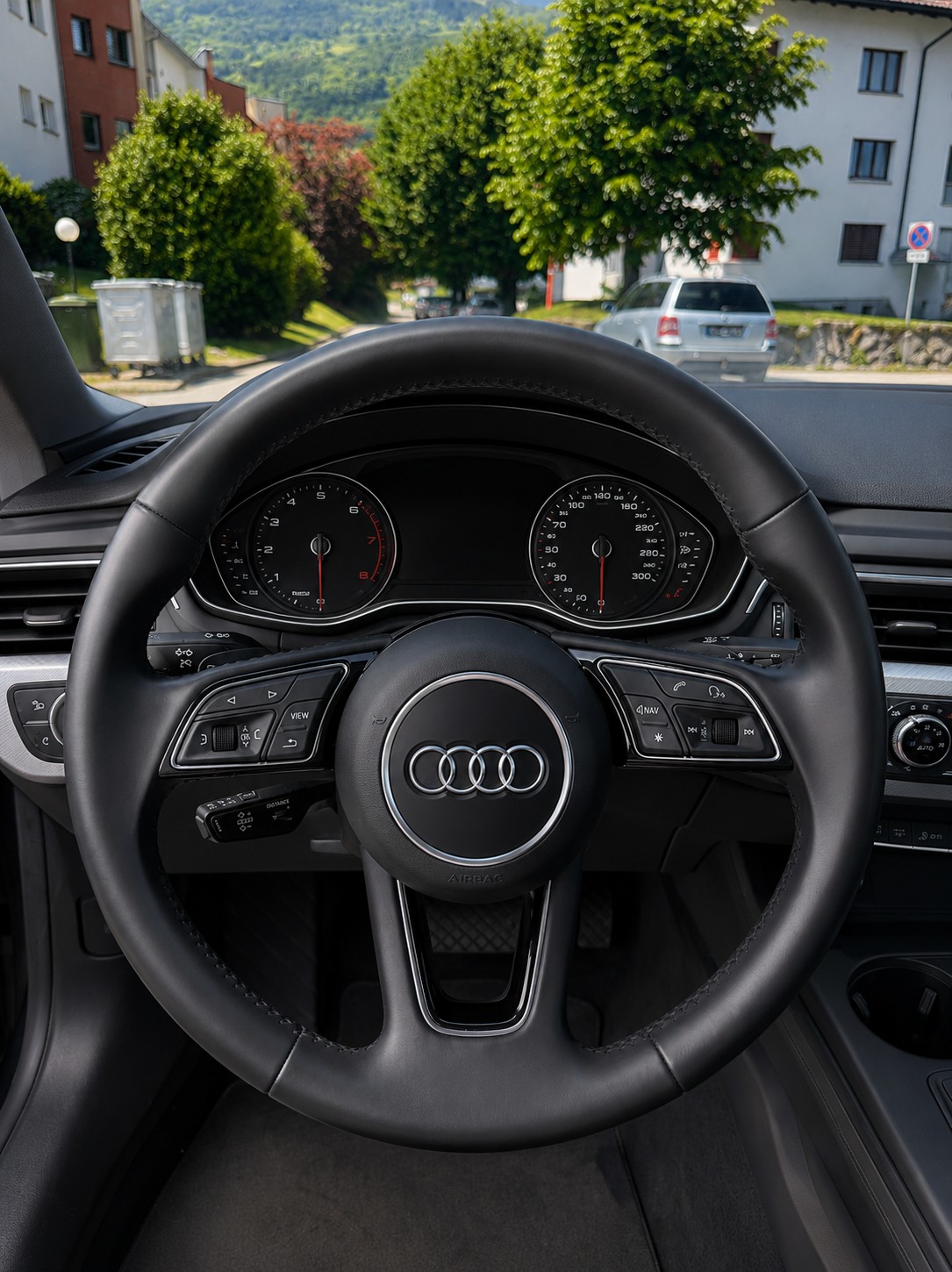 AUDI A5 Sportback 40 TFSI Design S-tronic-image-10