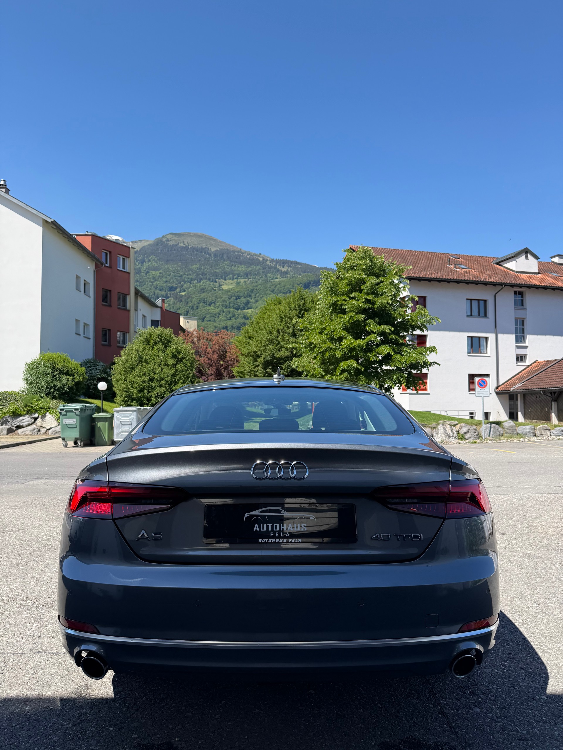 AUDI A5 Sportback 40 TFSI Design S-tronic-image-4