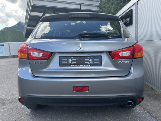MITSUBISHI ASX 1.8 DID Invite 4WD-image-4