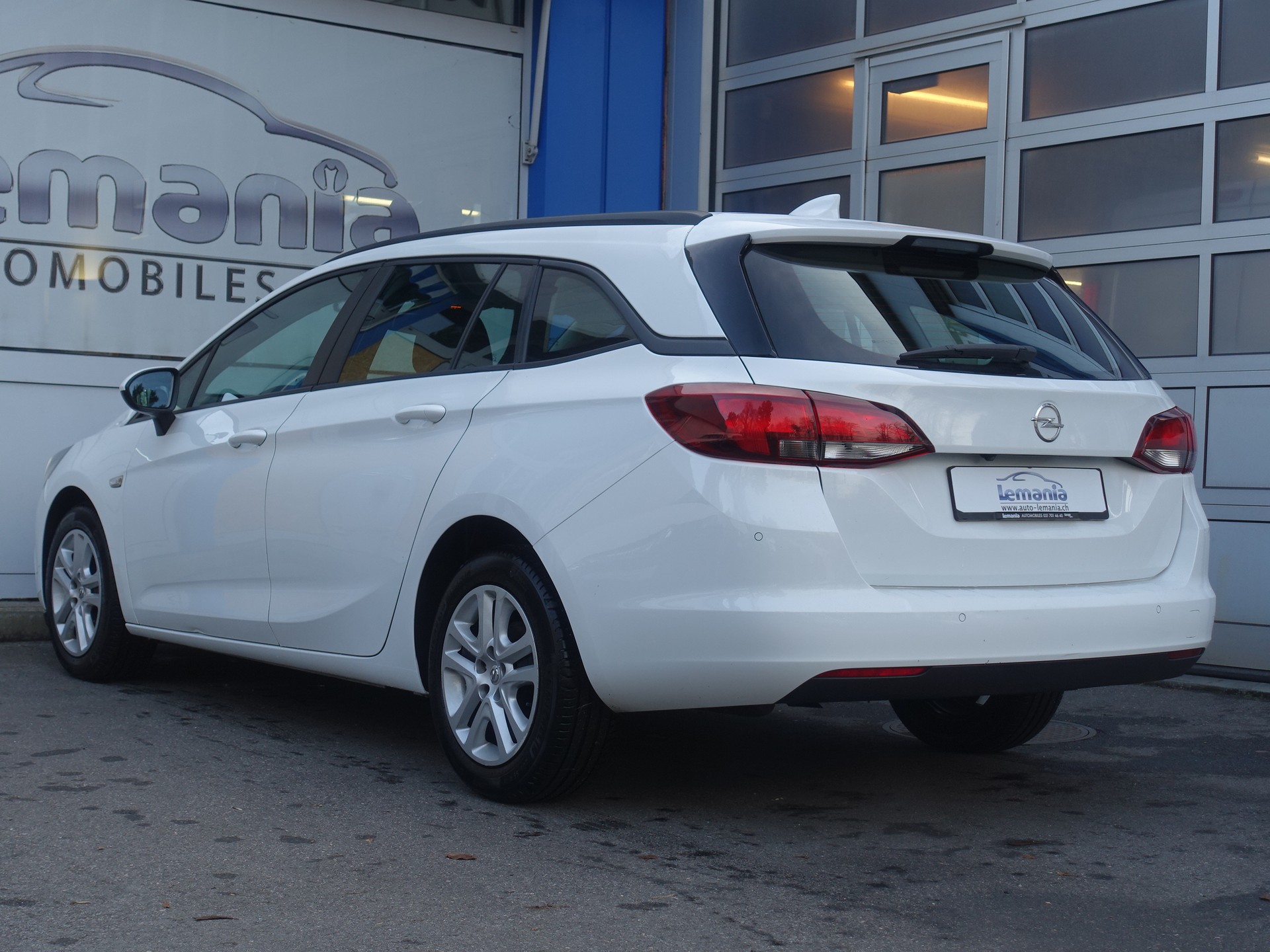 OPEL Astra Sports Tourer 1.6 CDTi ecoF Excellence-image-4