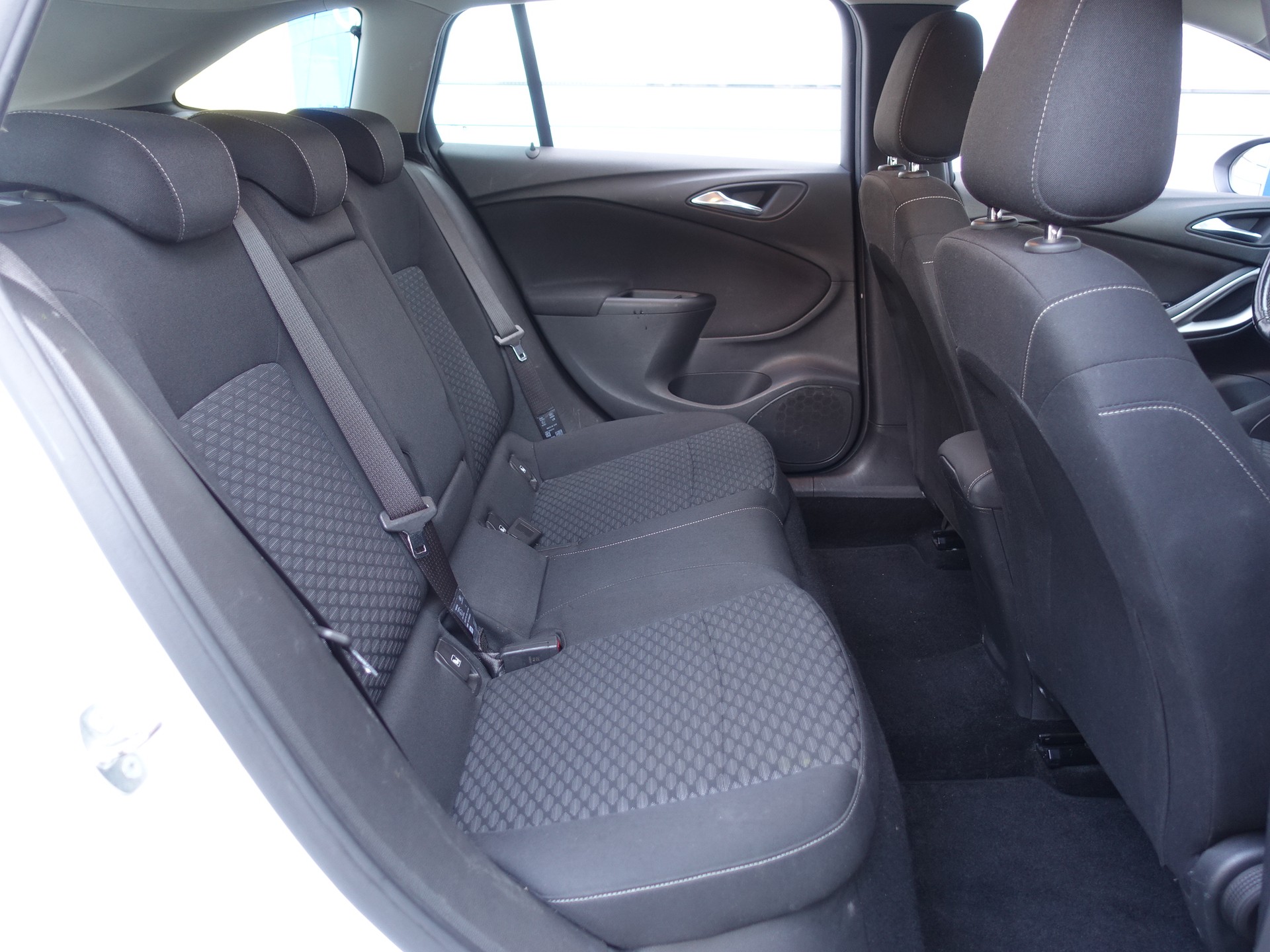 OPEL Astra Sports Tourer 1.6 CDTi ecoF Excellence-image-14
