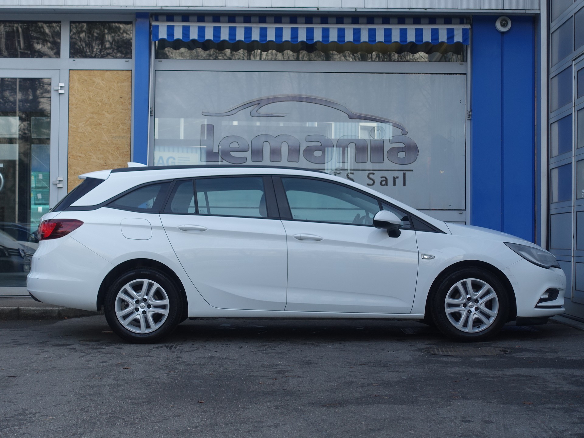 OPEL Astra Sports Tourer 1.6 CDTi ecoF Excellence-image-7