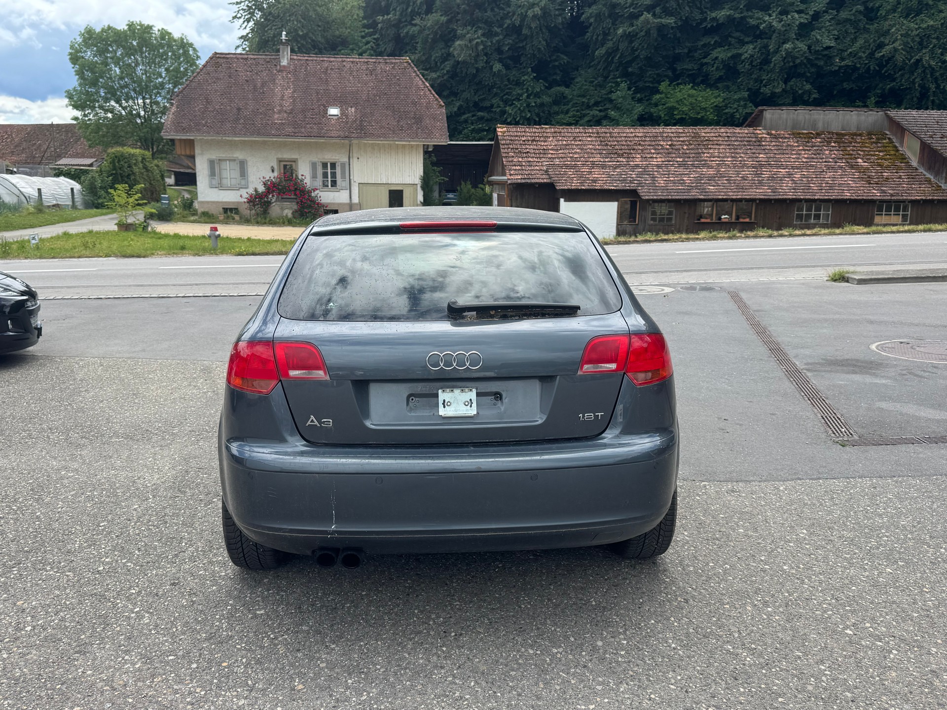 AUDI A3 1.8 Turbo FSI Attraction-image-4