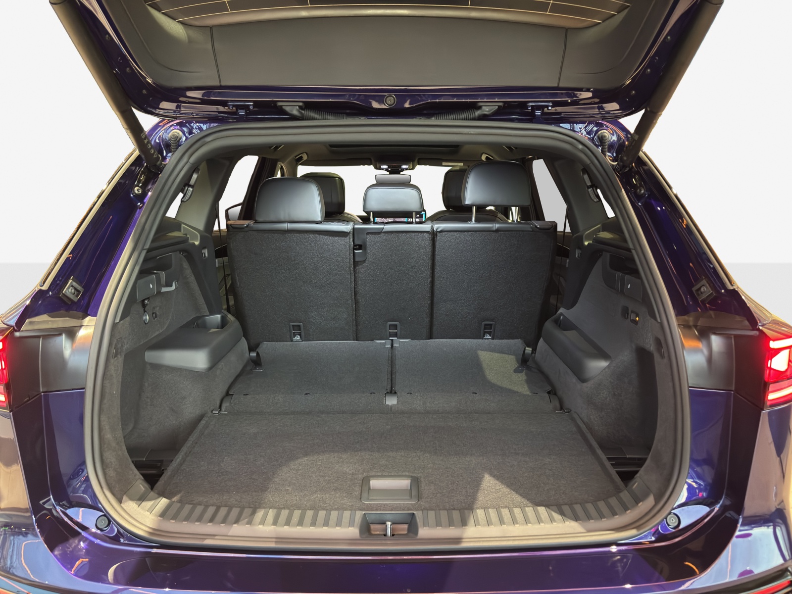 VW Tayron 2.0 TSI R-Line Plus DSG 4Motion-image-12