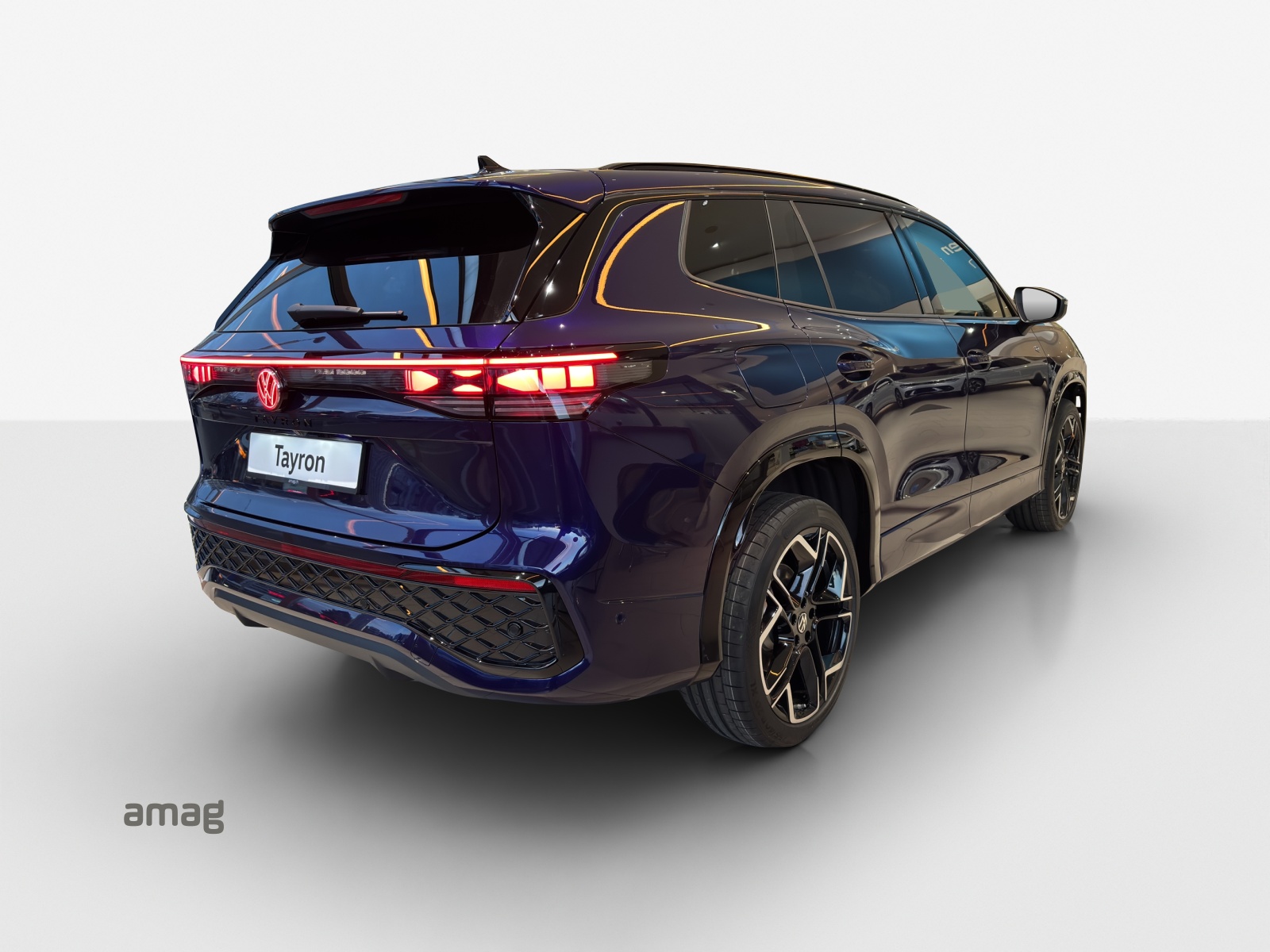 VW Tayron 2.0 TSI R-Line Plus DSG 4Motion-image-4