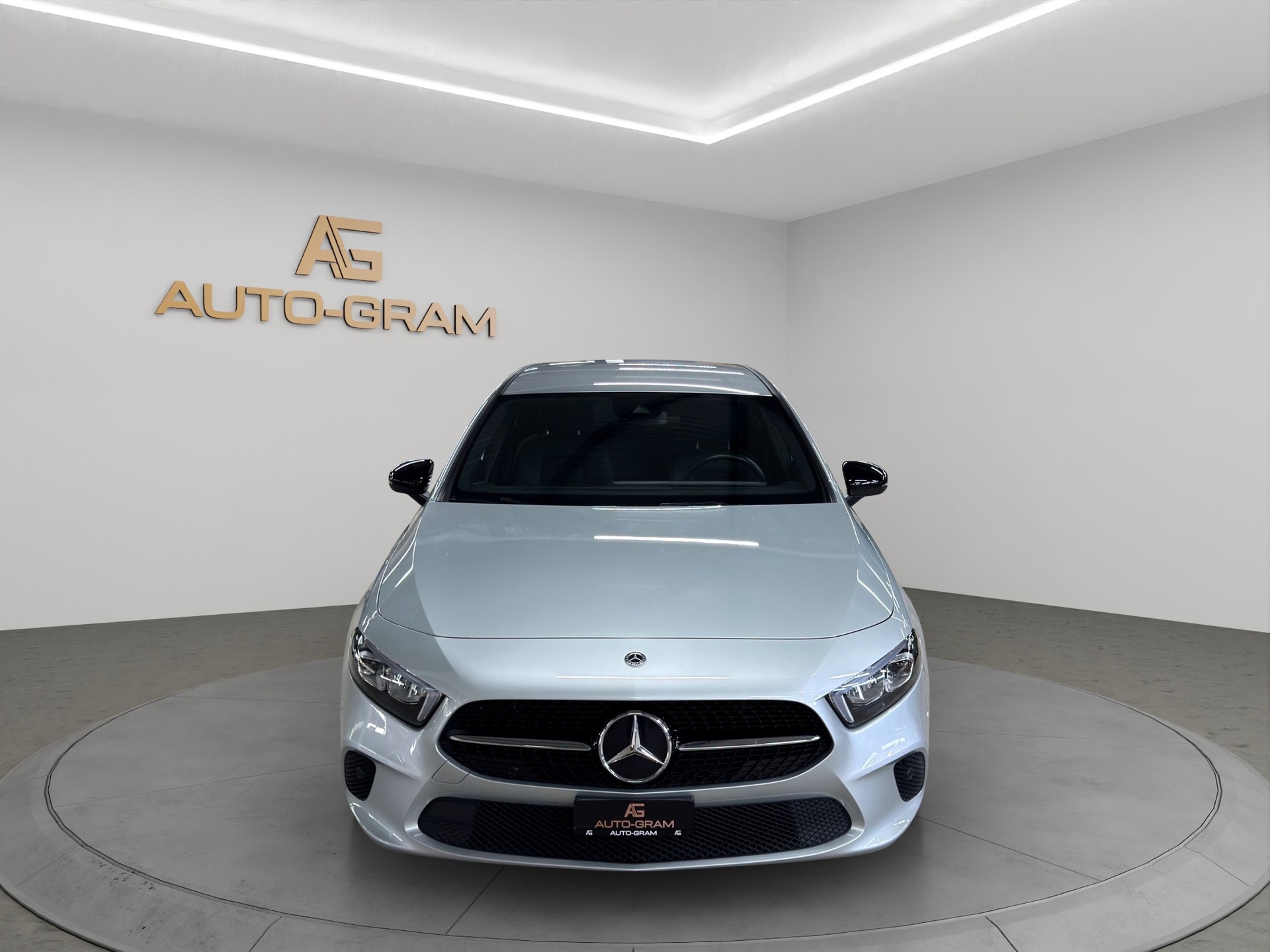 MERCEDES-BENZ A 180 Night Star-image-1