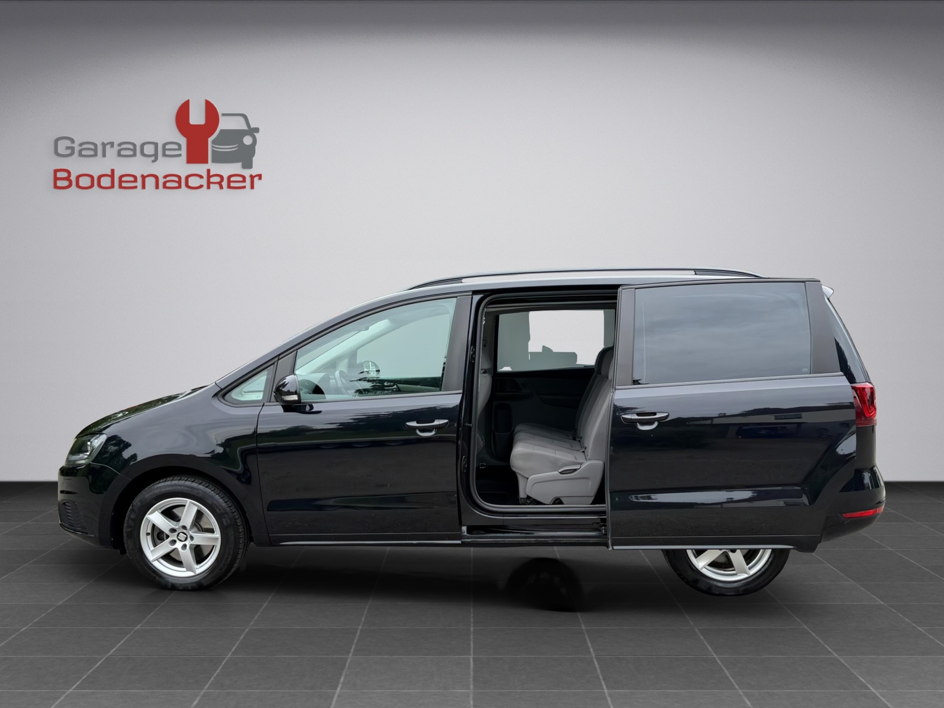 SEAT Alhambra 2.0 TDI Style DSG * 7 Plätzer * Facelift * AHK *-image-3