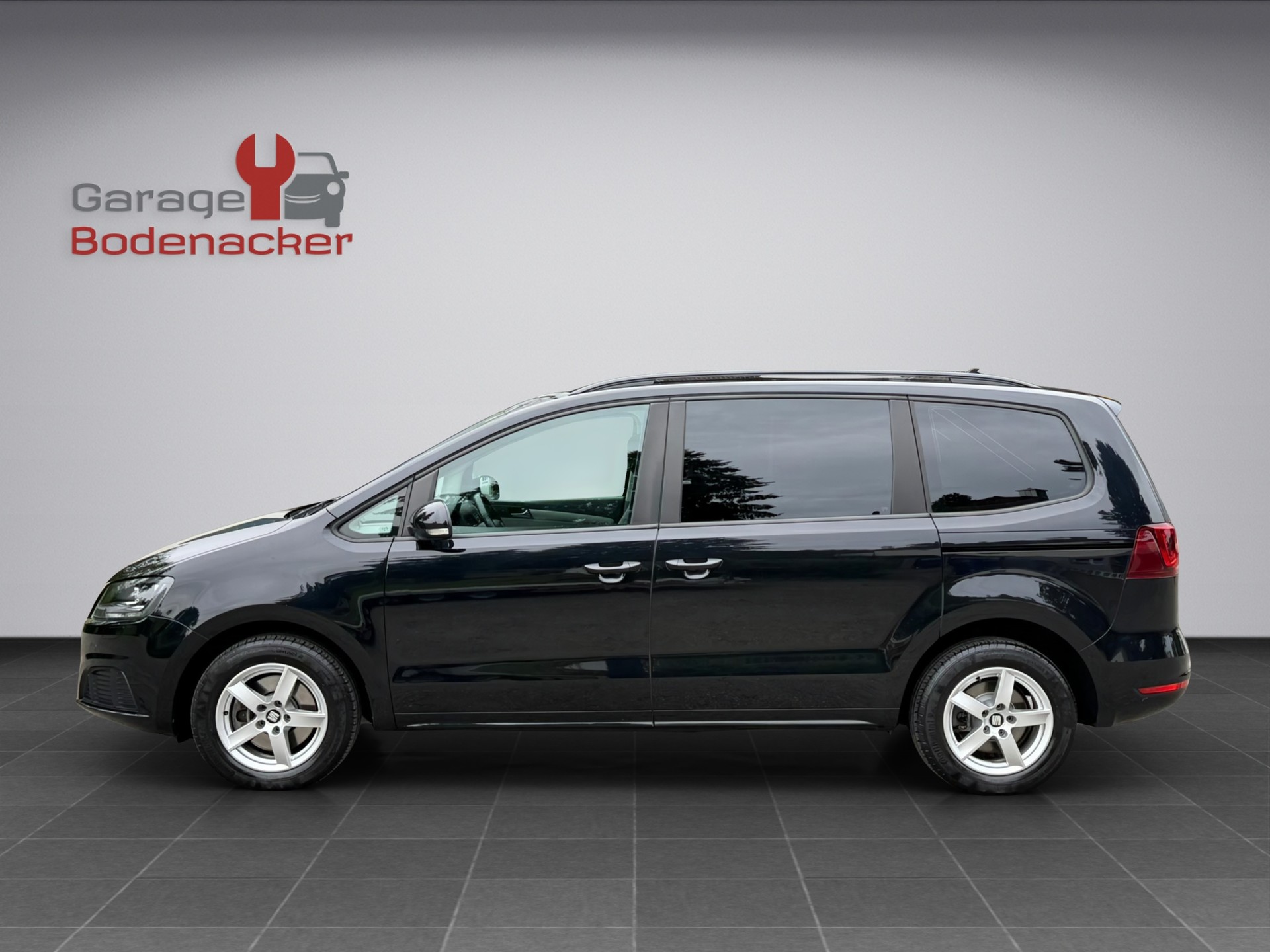 SEAT Alhambra 2.0 TDI Style DSG * 7 Plätzer * Facelift * AHK *-image-2