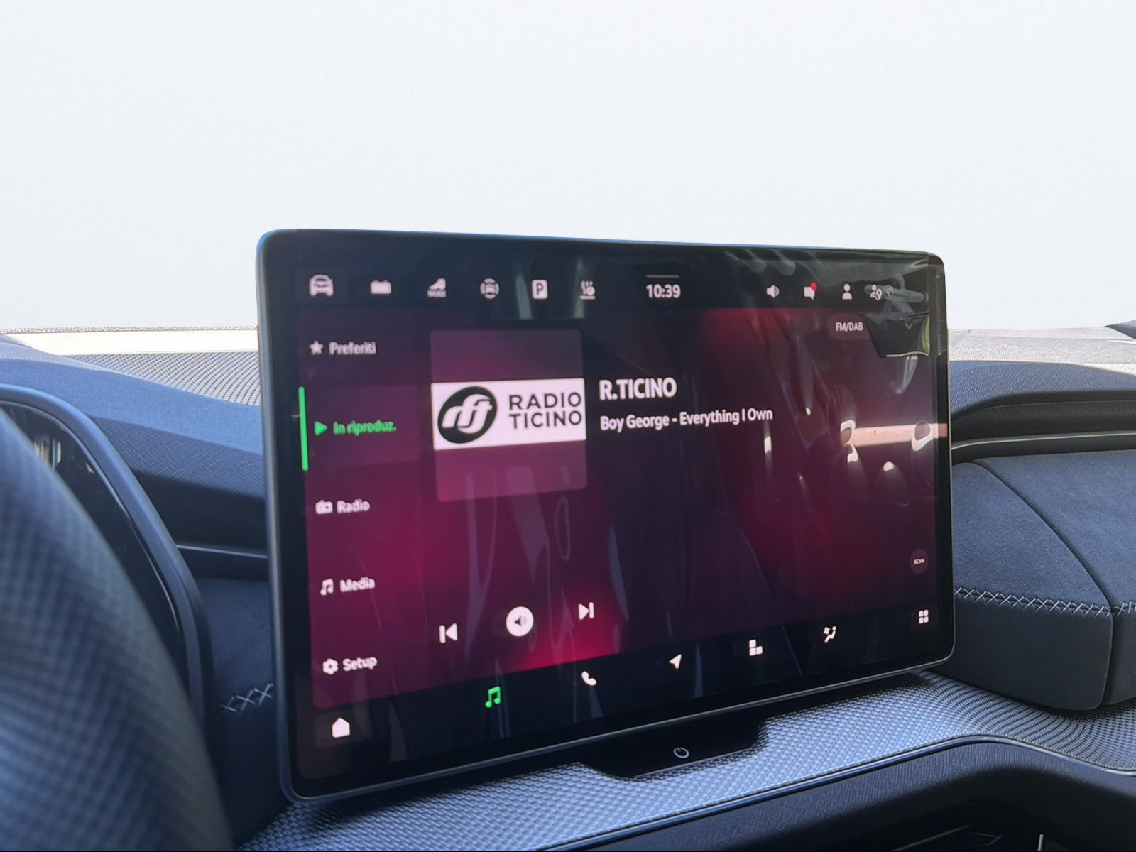 SKODA Kodiaq 1.5 TSI PHEV Sportline-image-12