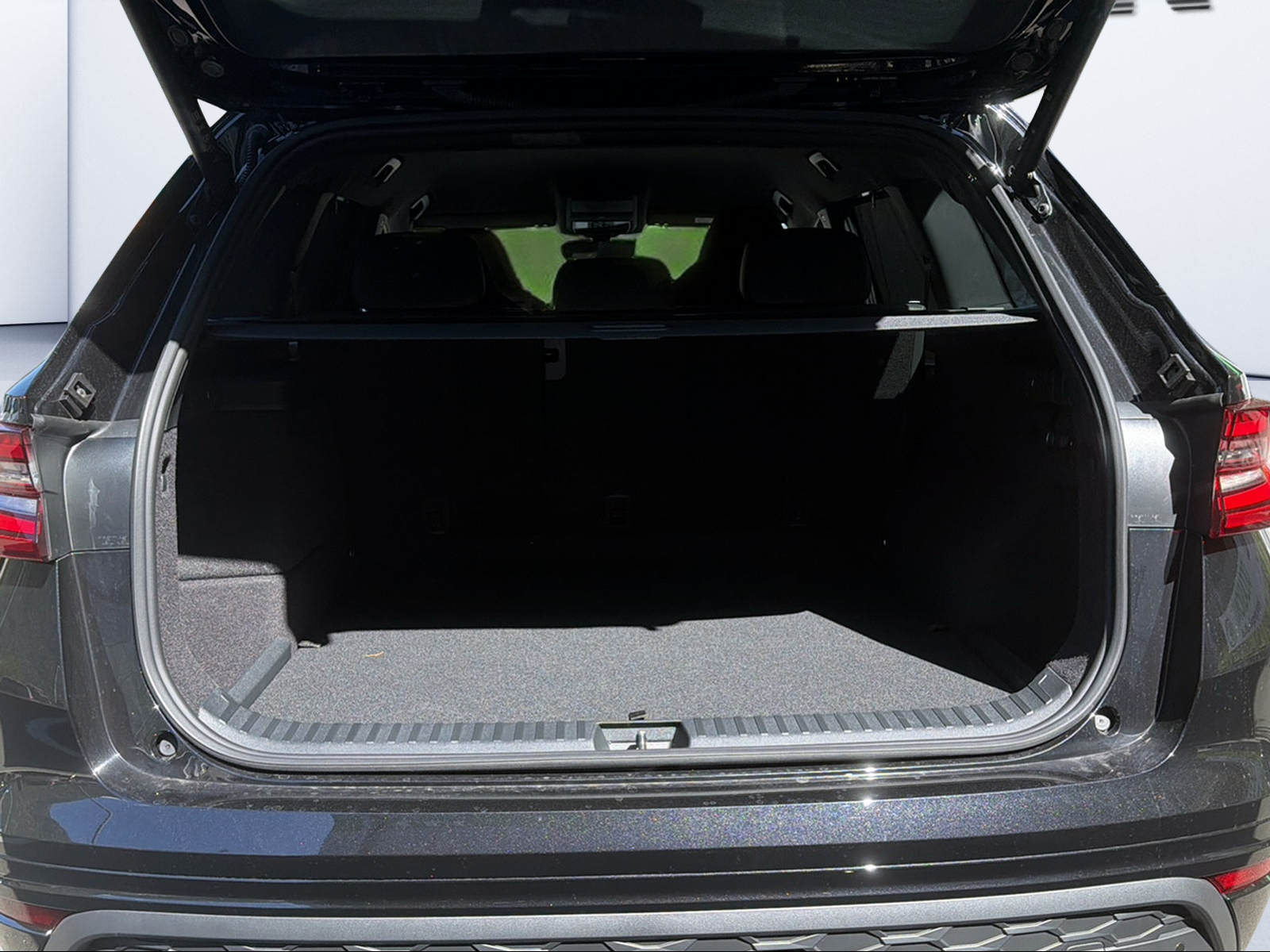 SKODA Kodiaq 1.5 TSI PHEV Sportline-image-8