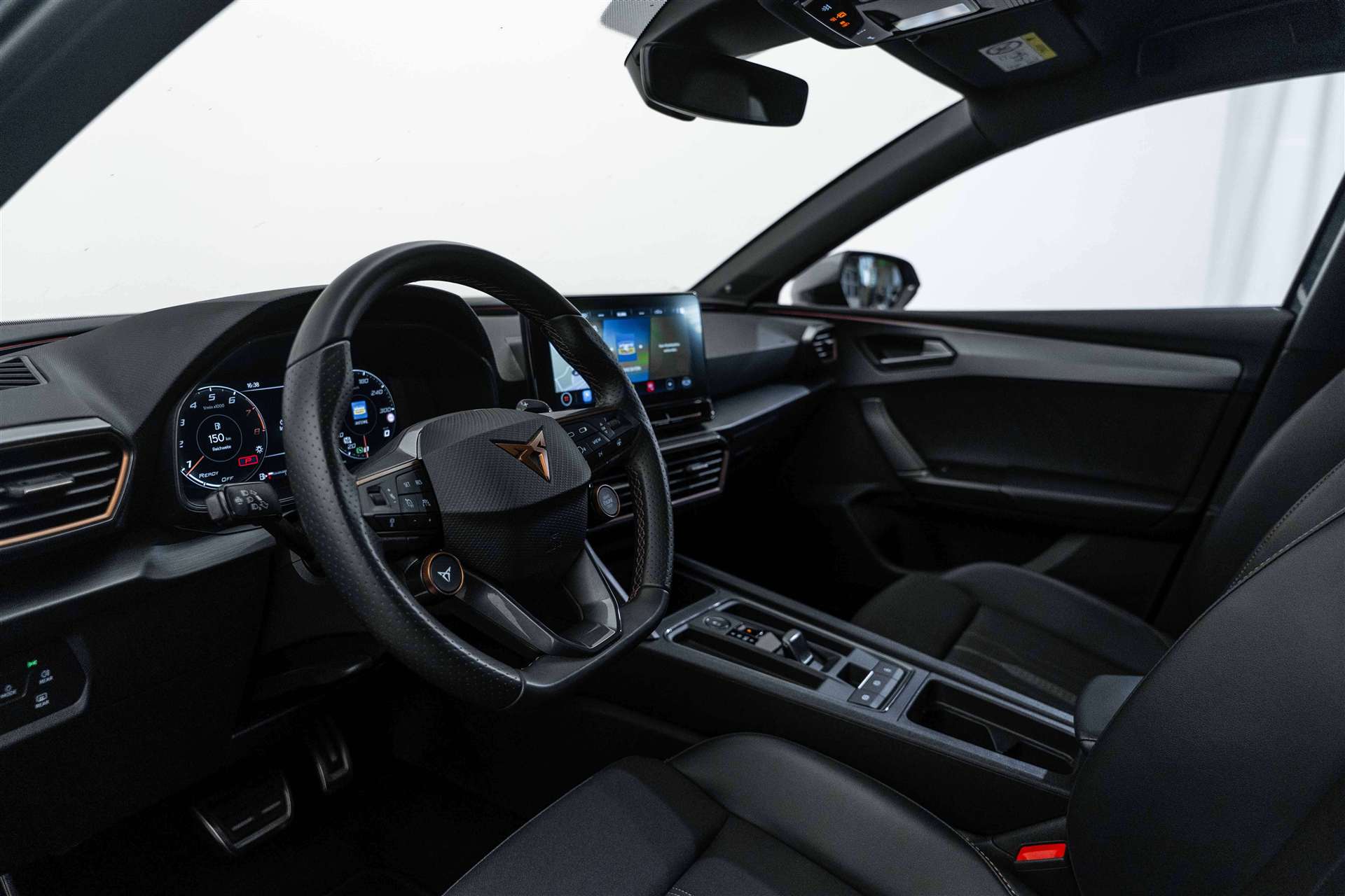 CUPRA LEON ST 2.0 TSI VZ DSG 4Drive 310PS-image-8