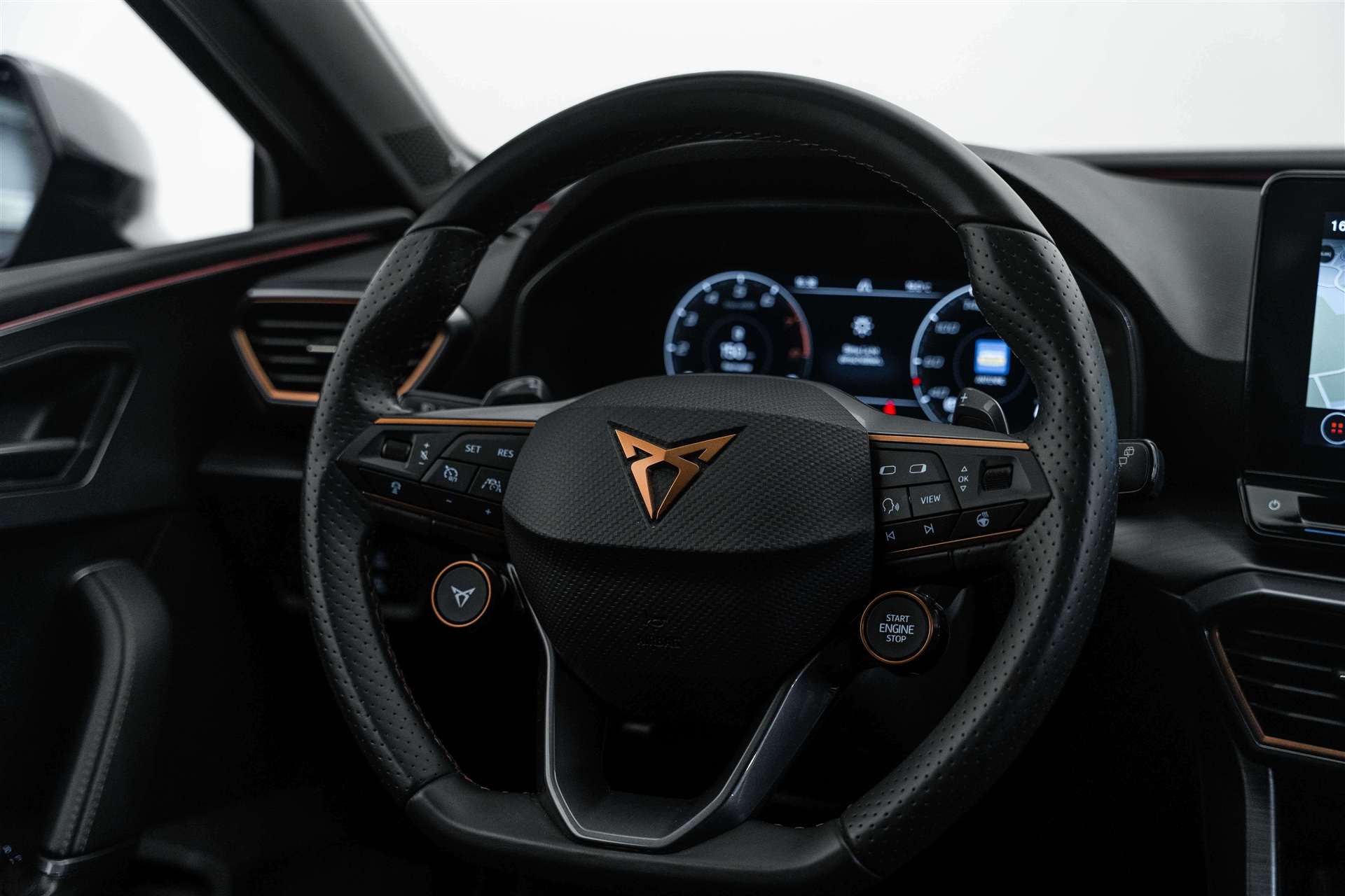 CUPRA LEON ST 2.0 TSI VZ DSG 4Drive 310PS-image-10