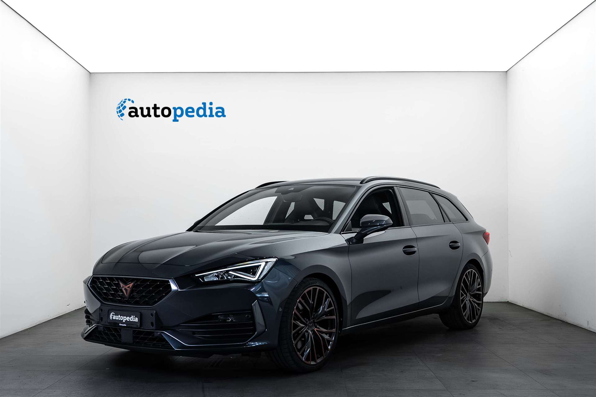 CUPRA LEON ST 2.0 TSI VZ DSG 4Drive 310PS-image-0