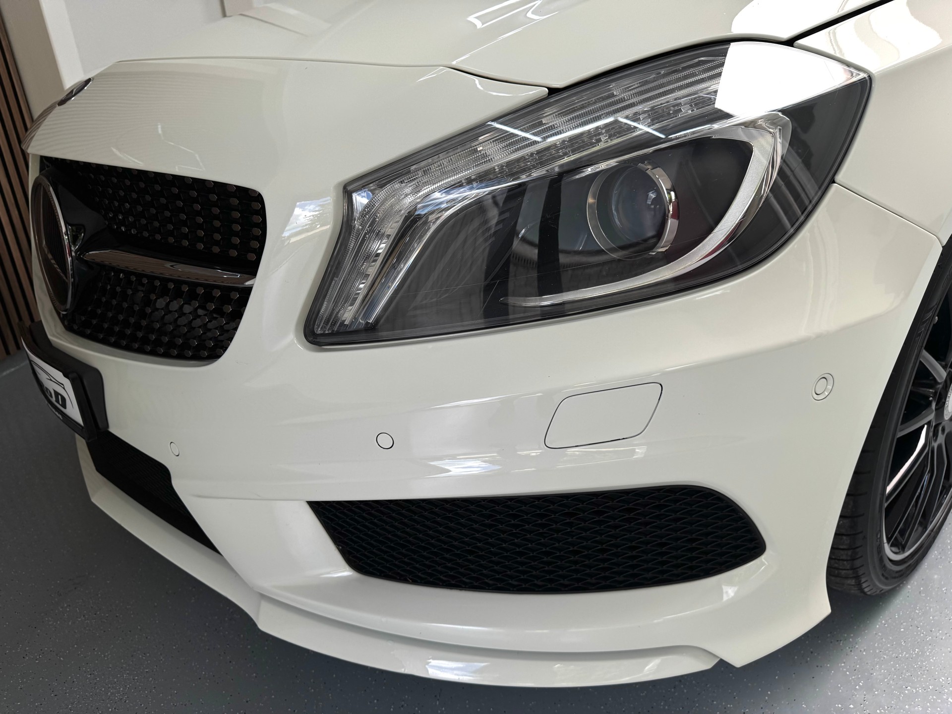 MERCEDES-BENZ A 220 CDI AMG Line 4Matic 7G-DCT-image-2