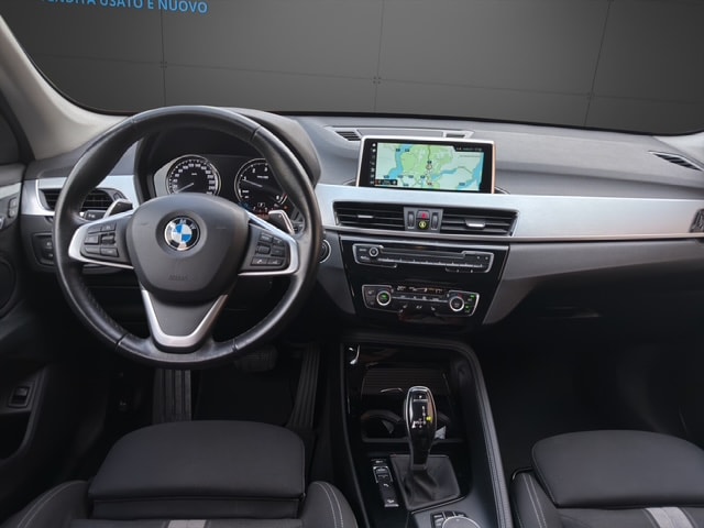BMW X1 xDrive 18d Steptronic-image-6