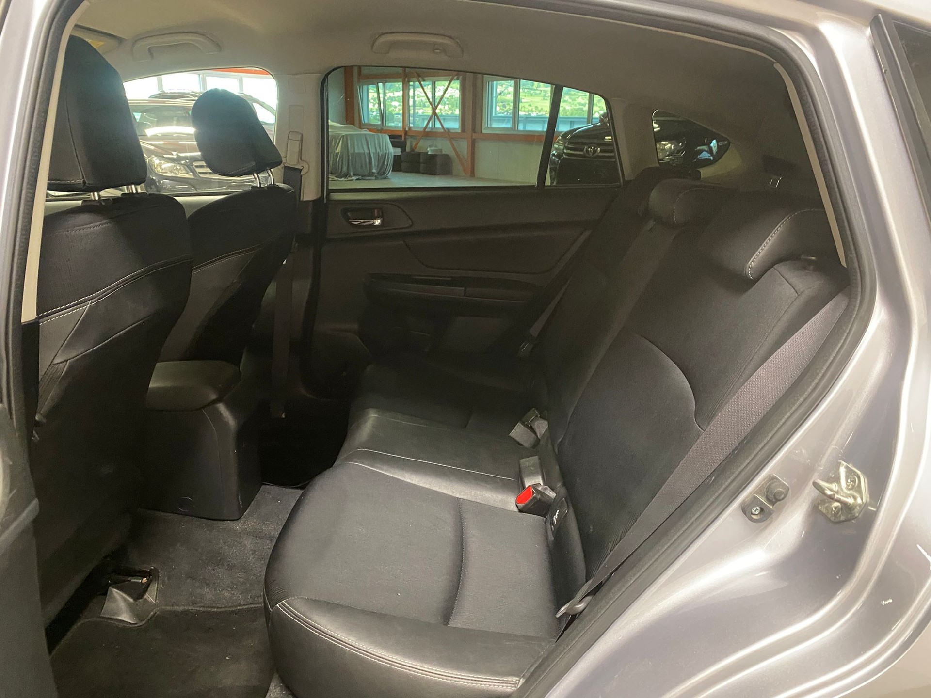 SUBARU Impreza 1.6 Swiss two CVT-image-11