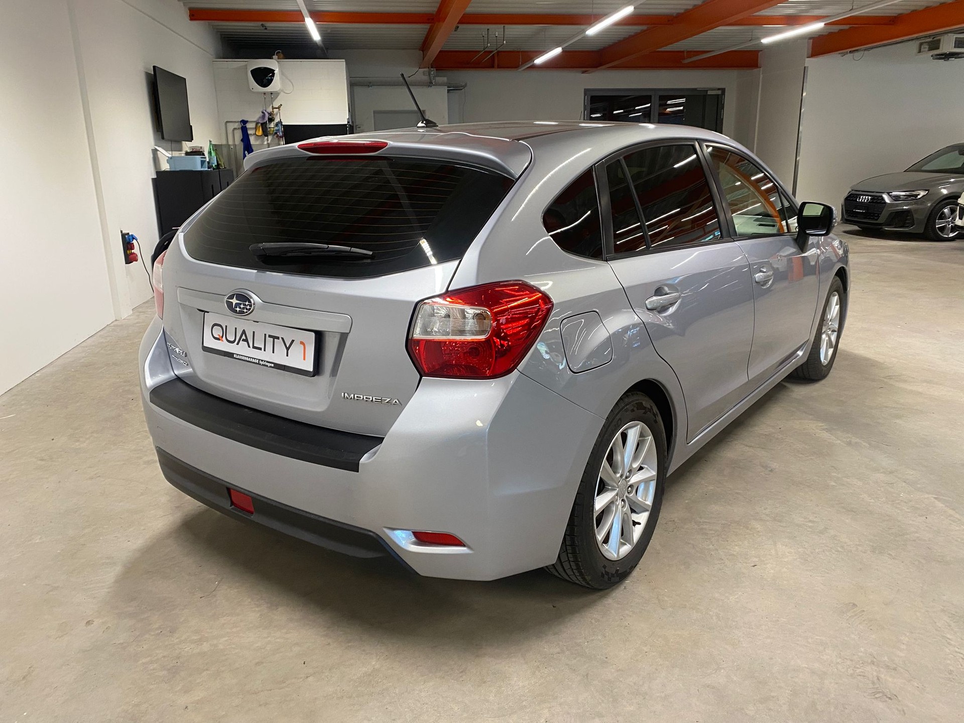 SUBARU Impreza 1.6 Swiss two CVT-image-9