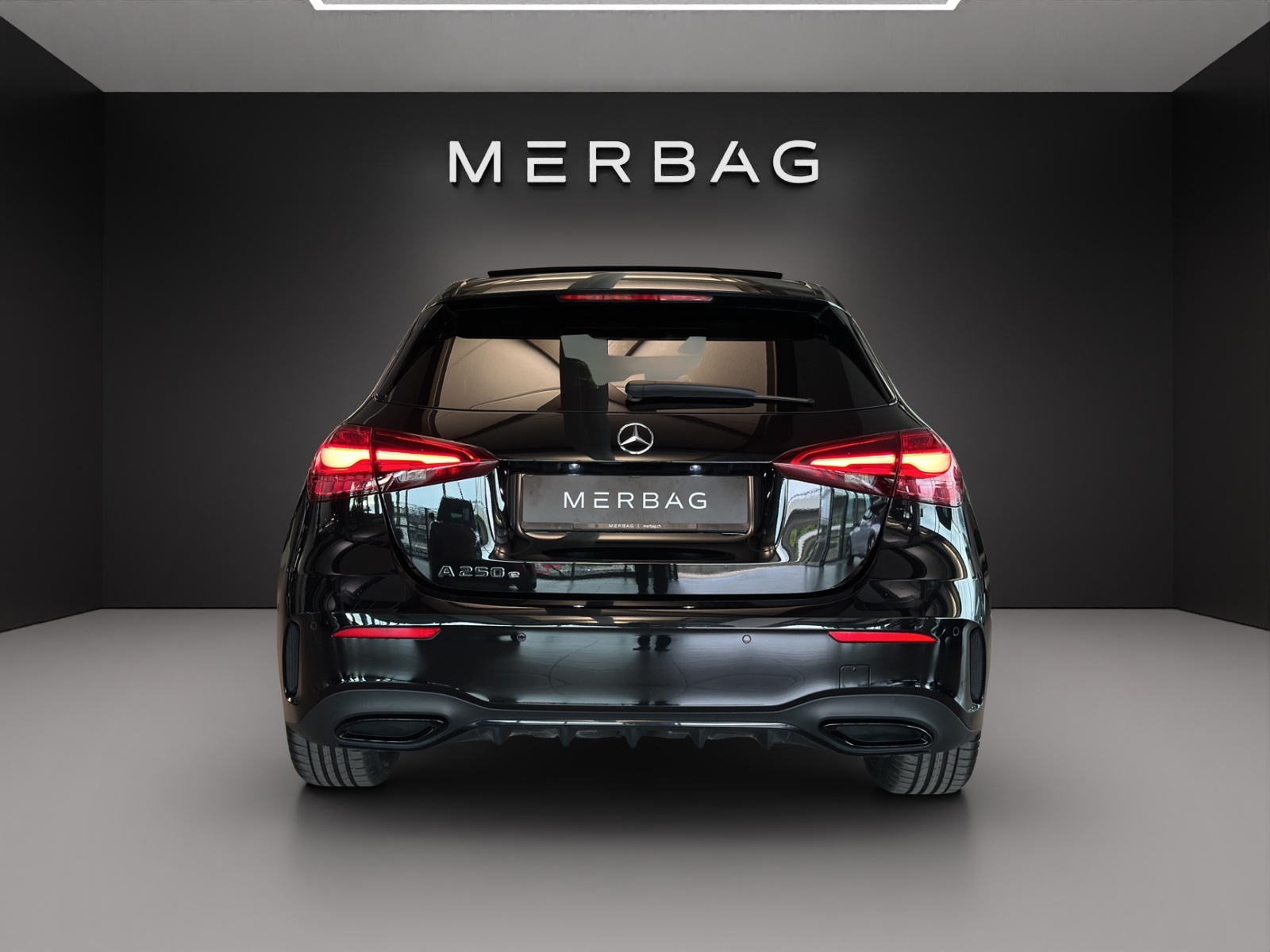 MERCEDES-BENZ A 250 e EQ Star 8G-DCT-image-4