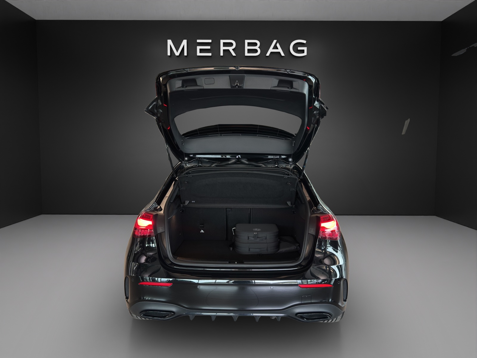 MERCEDES-BENZ A 250 e EQ Star 8G-DCT-image-6