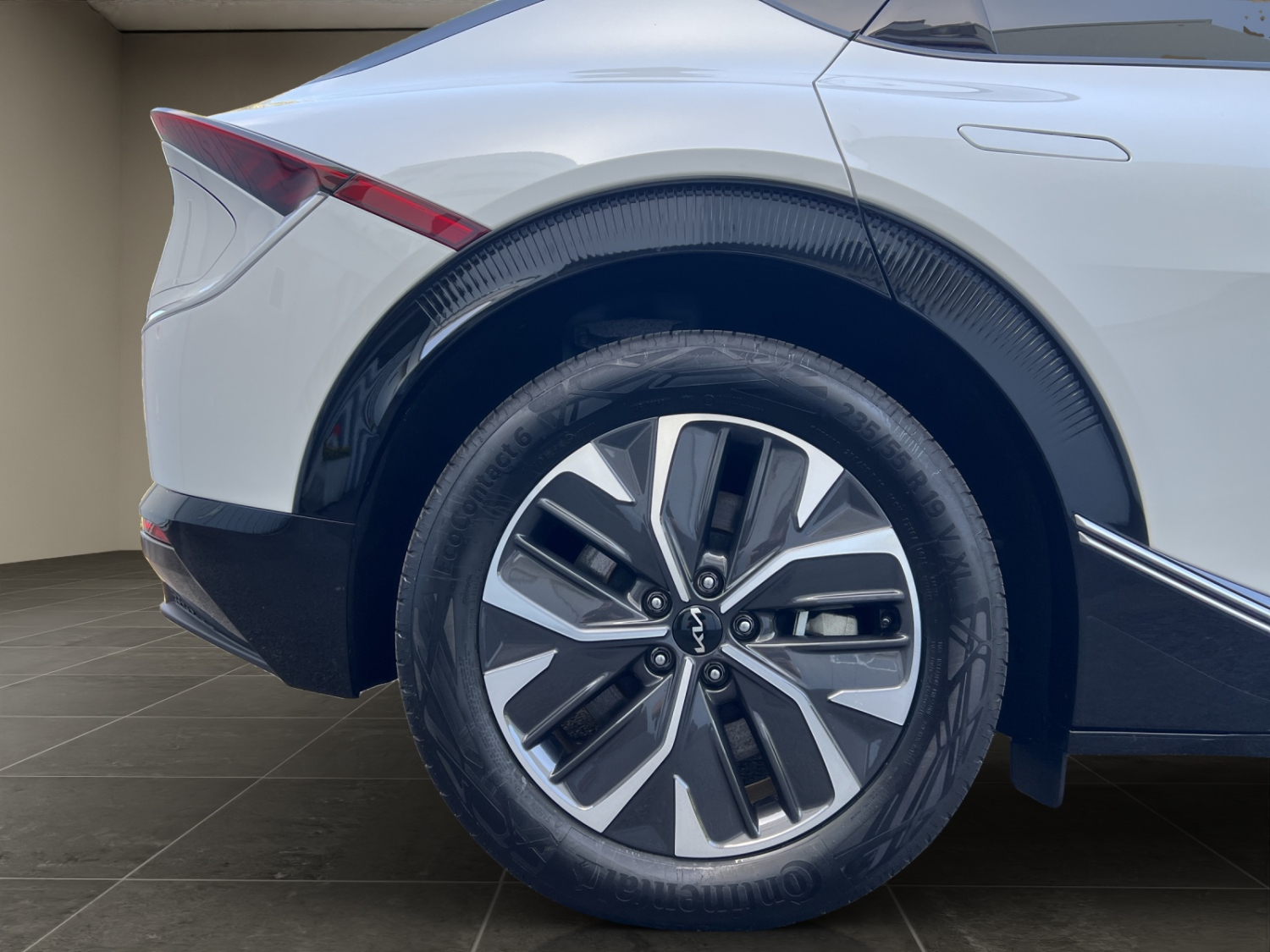 KIA EV6 77 kWh Edition 30 4x4-image-25