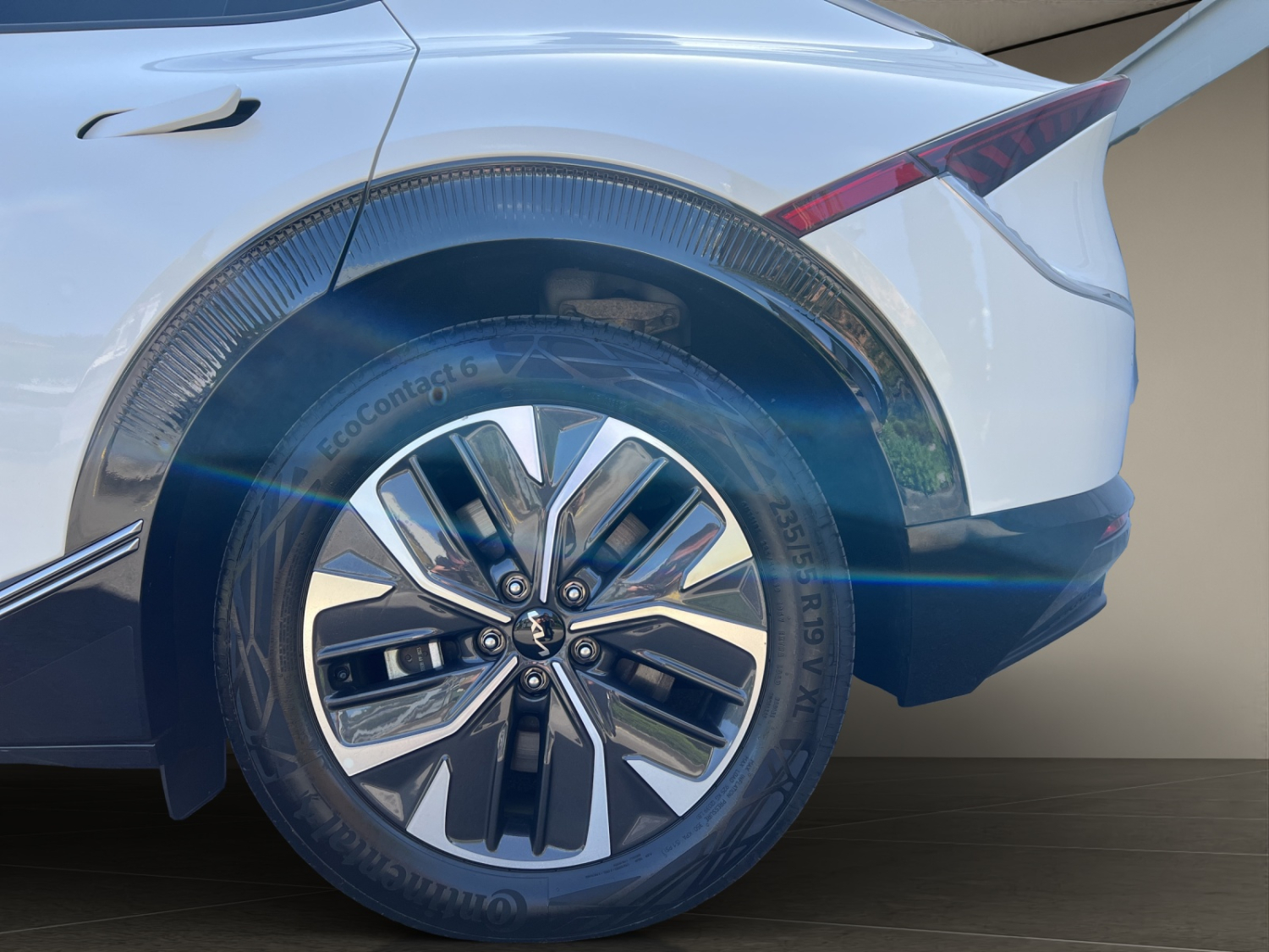 KIA EV6 77 kWh Edition 30 4x4-image-28